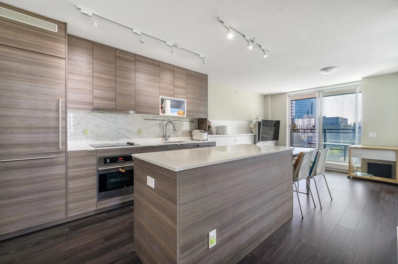 902 - 13398 104 Avenue, Surrey, V3T 1V6 — photo 5