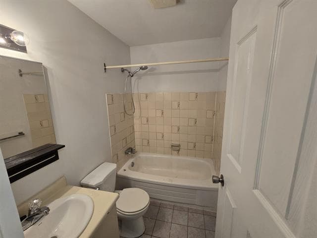 303 - 1948 Coquitlam Avenue, Port Coquitlam, V3B 1J3 — photo 2