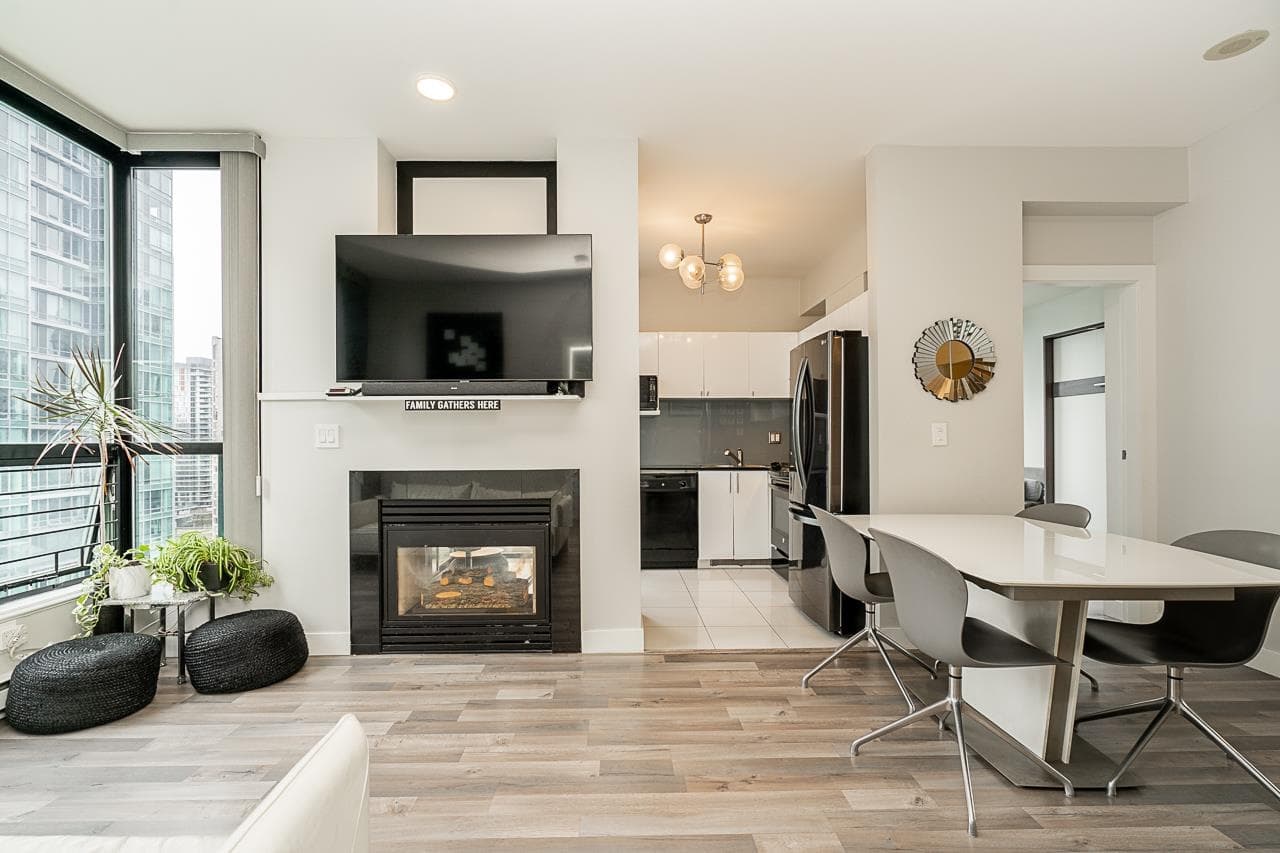 1804 - 1239 W Georgia Street, Vancouver, V6E 4R8 — photo 4