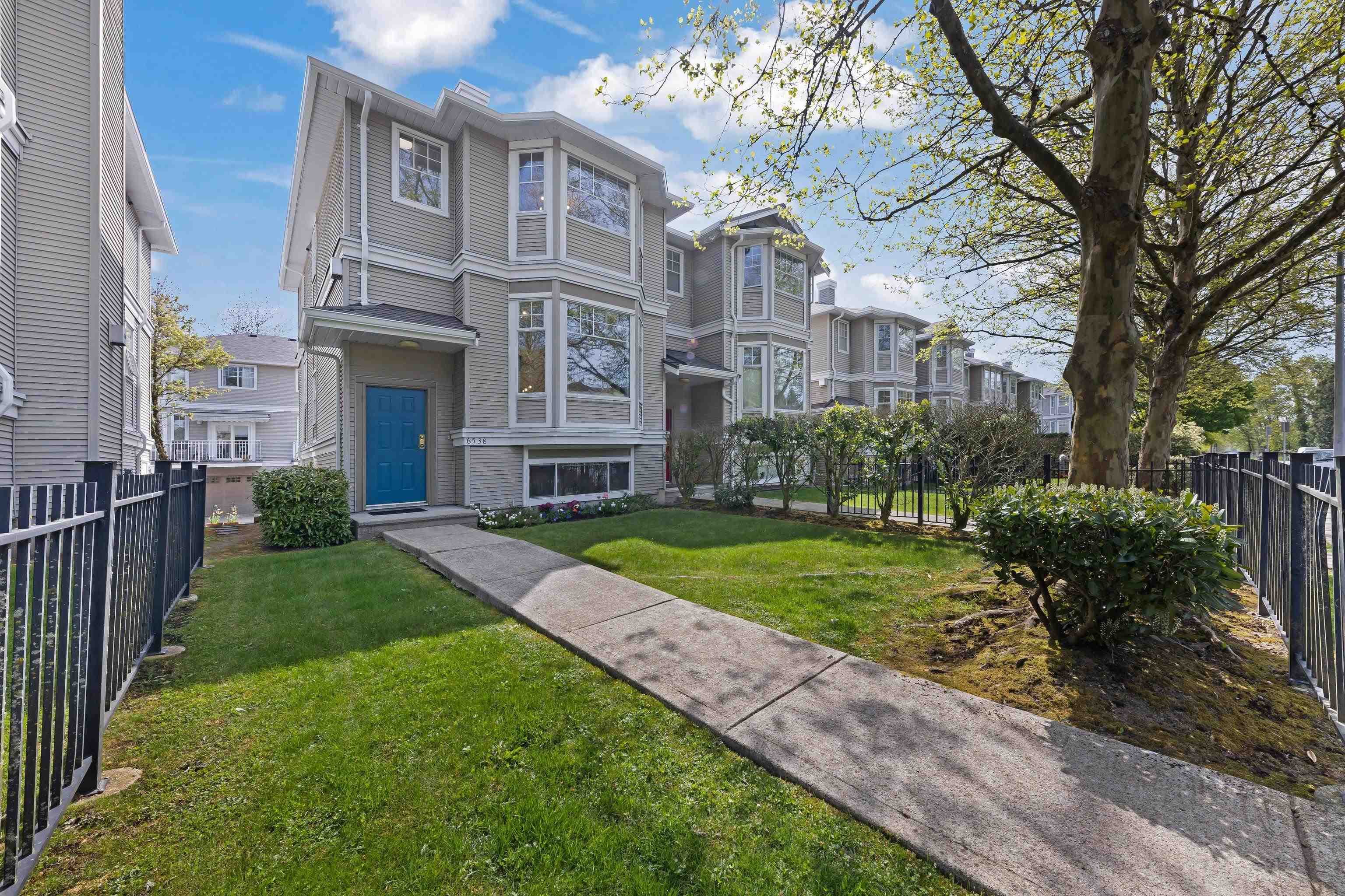 6538 121 Street, Surrey, V3W 1C5 — photo 2