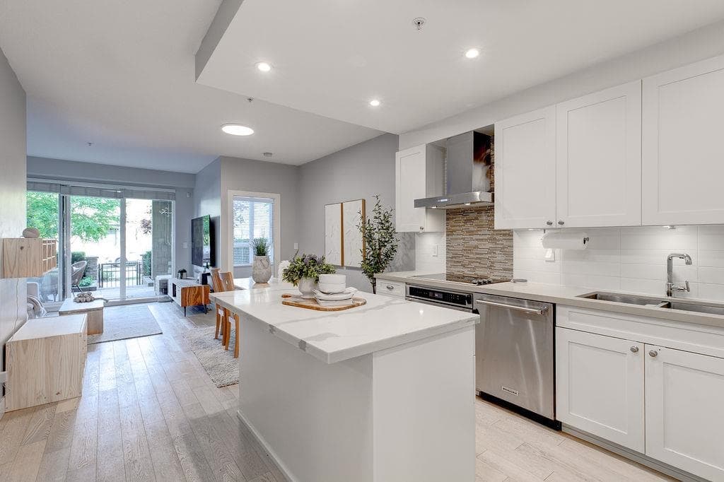 212 - 3399 Noel Drive, Burnaby, V3J 0G8 — photo 5