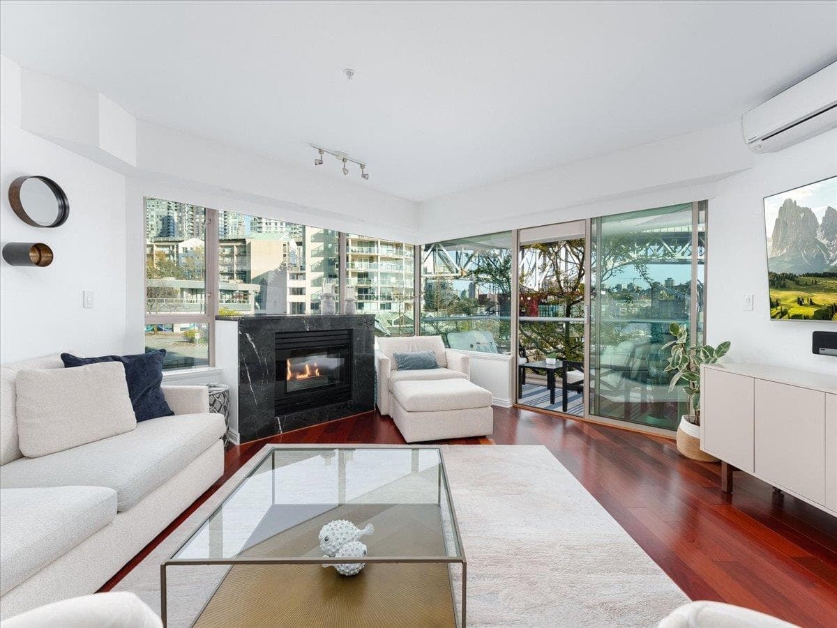 302 - 1600 Hornby Street, Vancouver, V6Z 2S4 — photo 2