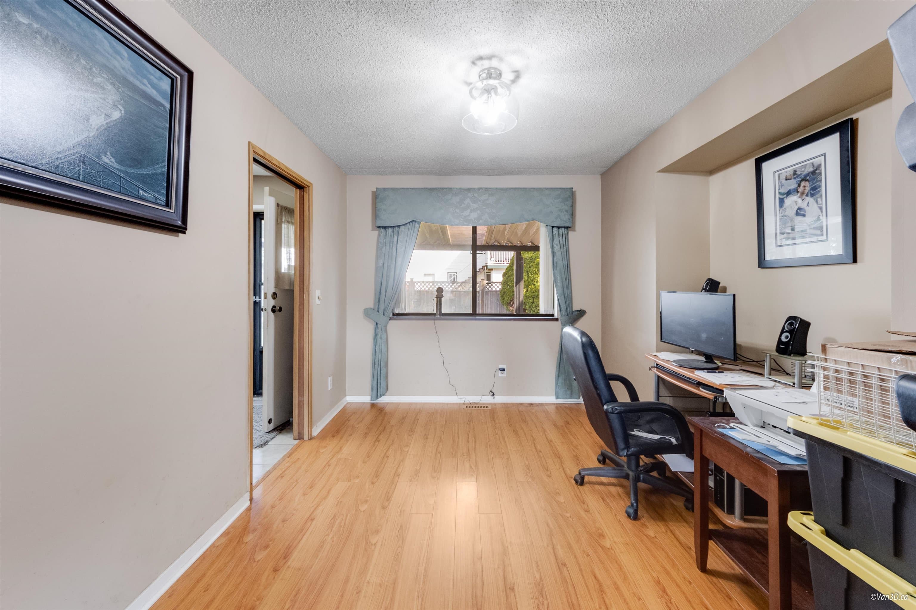 11925 Sterling Court, Delta, V4C 7Y7 — photo 5