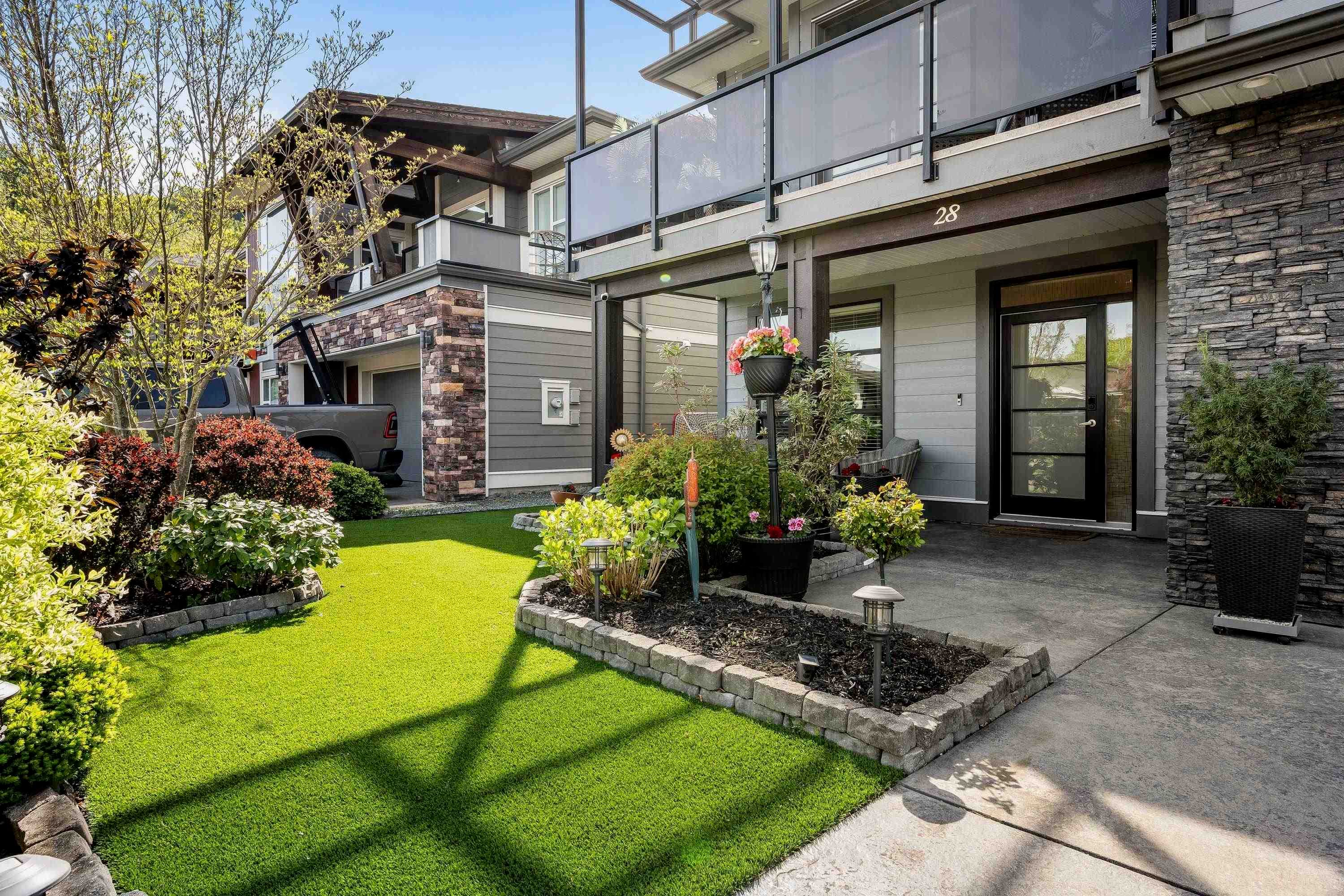 28 - 50778 Ledgestone Place, Chilliwack, V2P 0E7 — photo 3