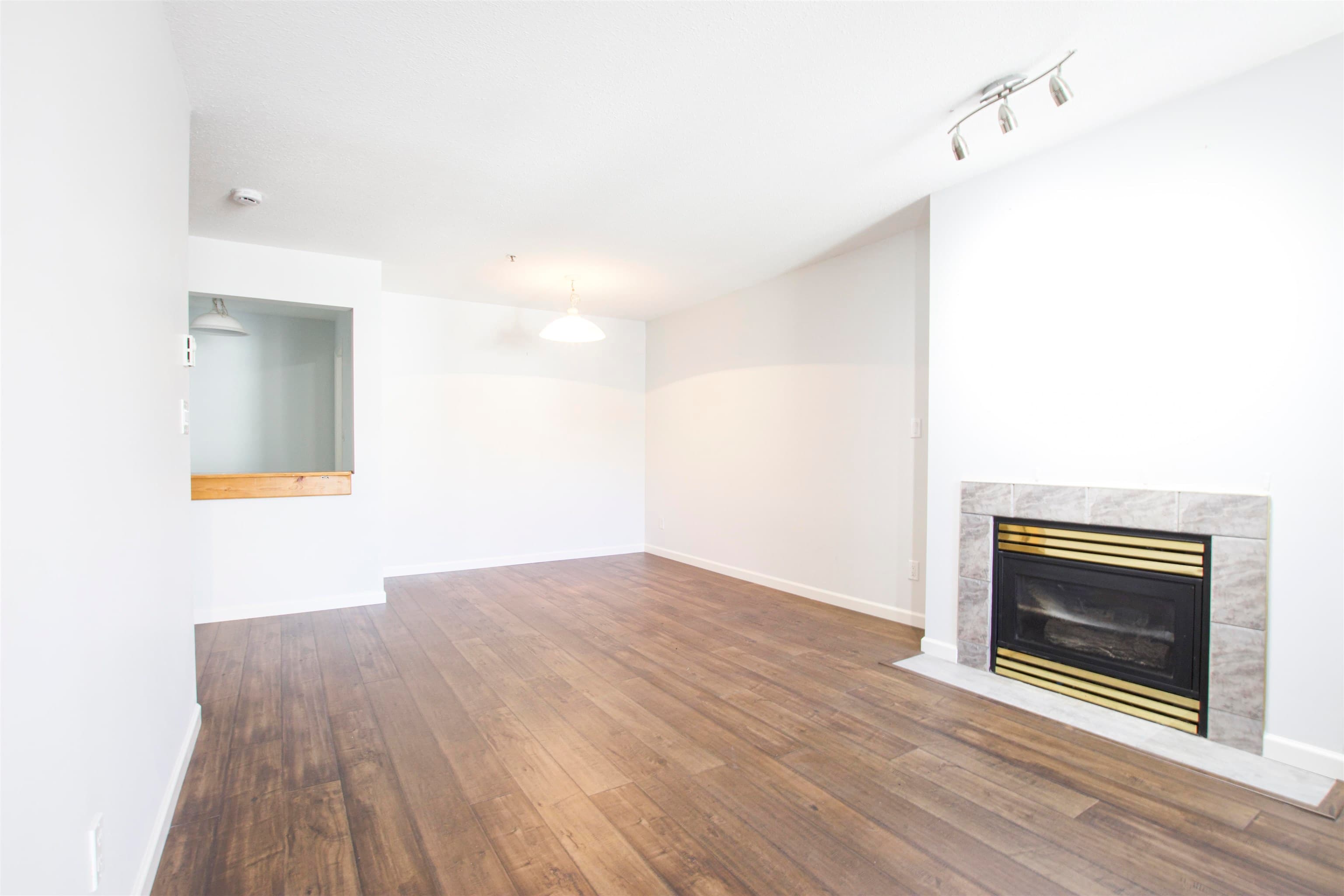 404 - 22351 St Anne Avenue, Maple Ridge, V2X 2E7 — photo 3