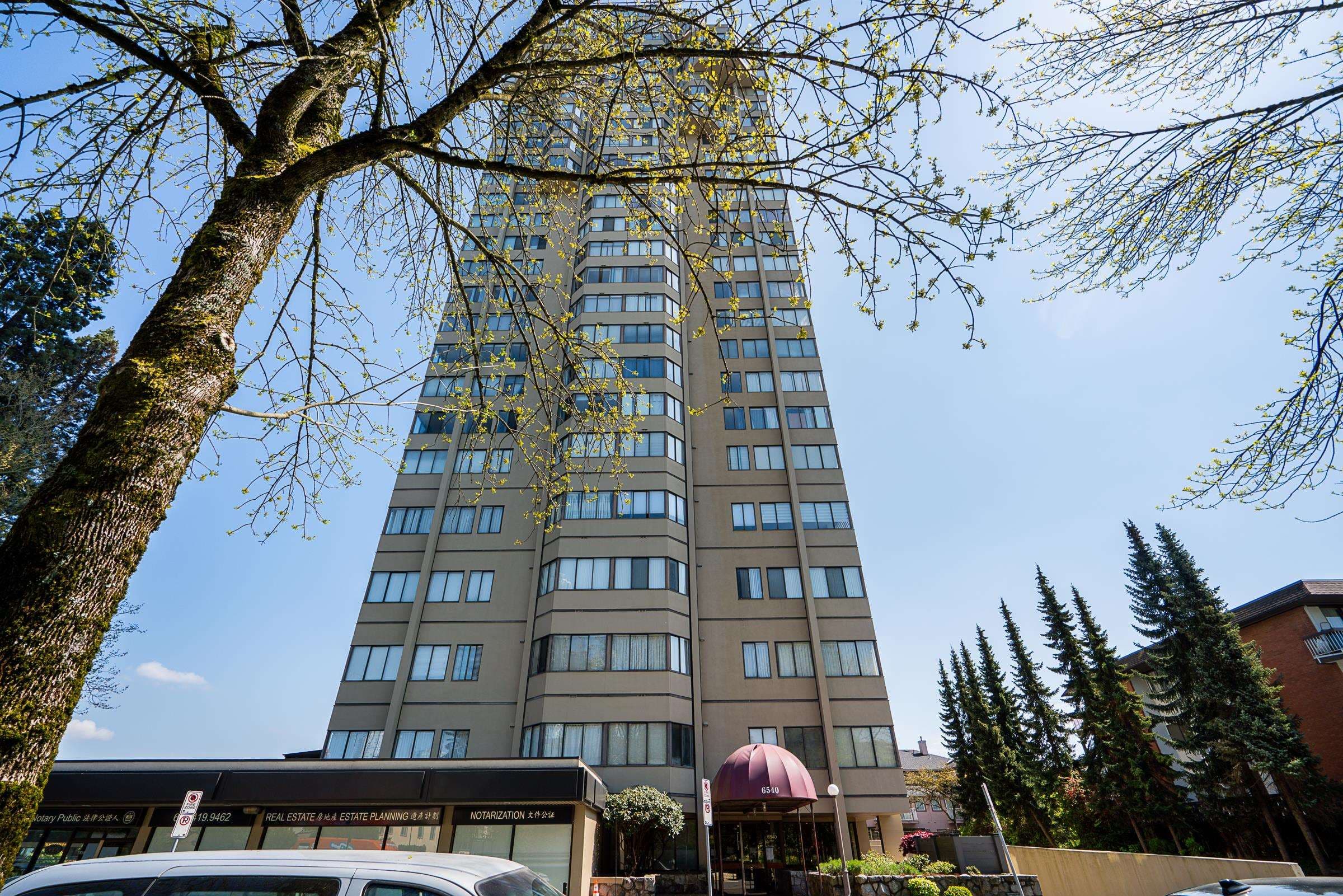 2401 - 6540 Burlington Avenue, Burnaby, V5H 4G3 — photo 4