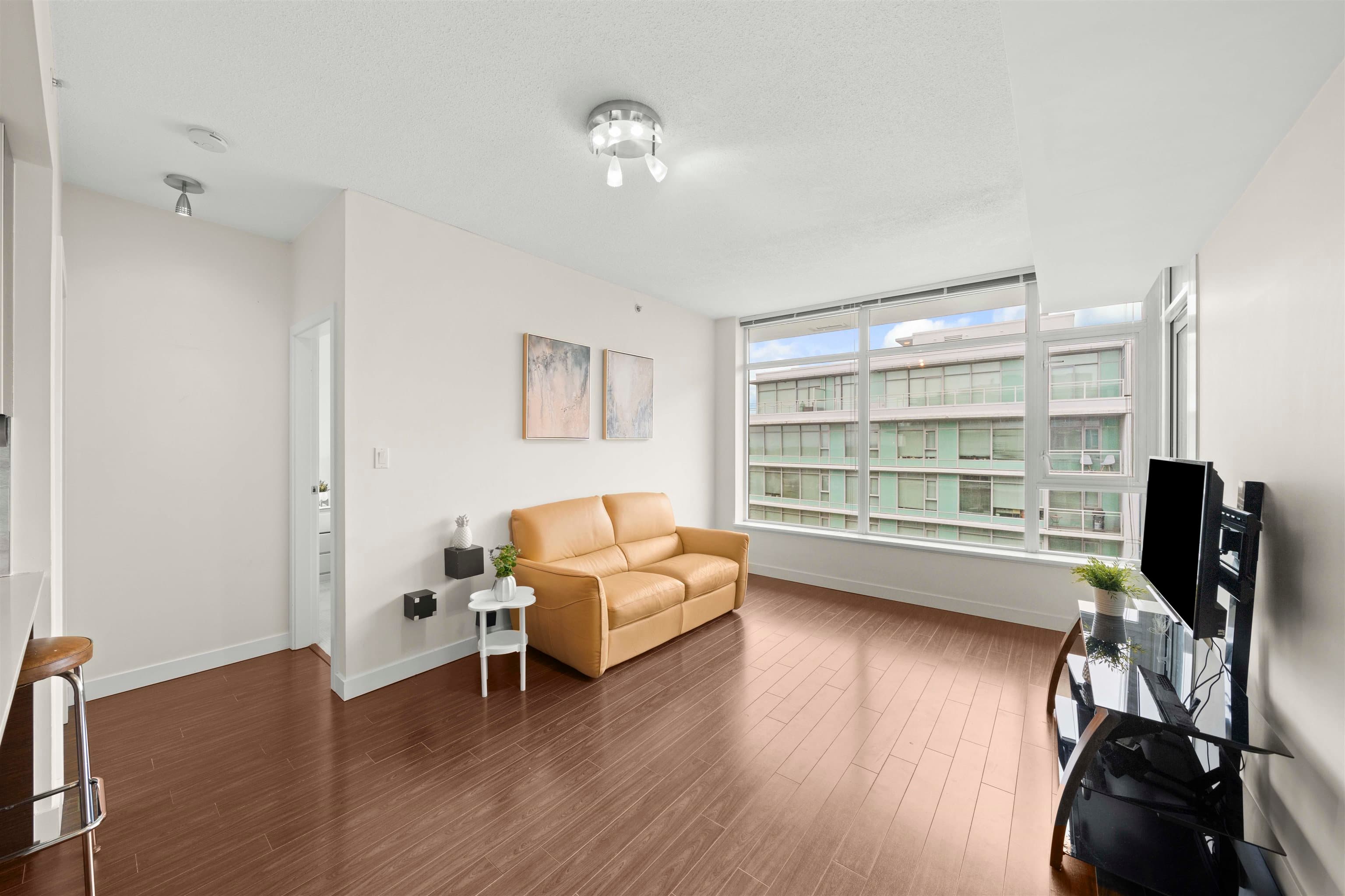 1702 - 7371 Westminster Highway, Richmond, V6X 0B4 — photo 4