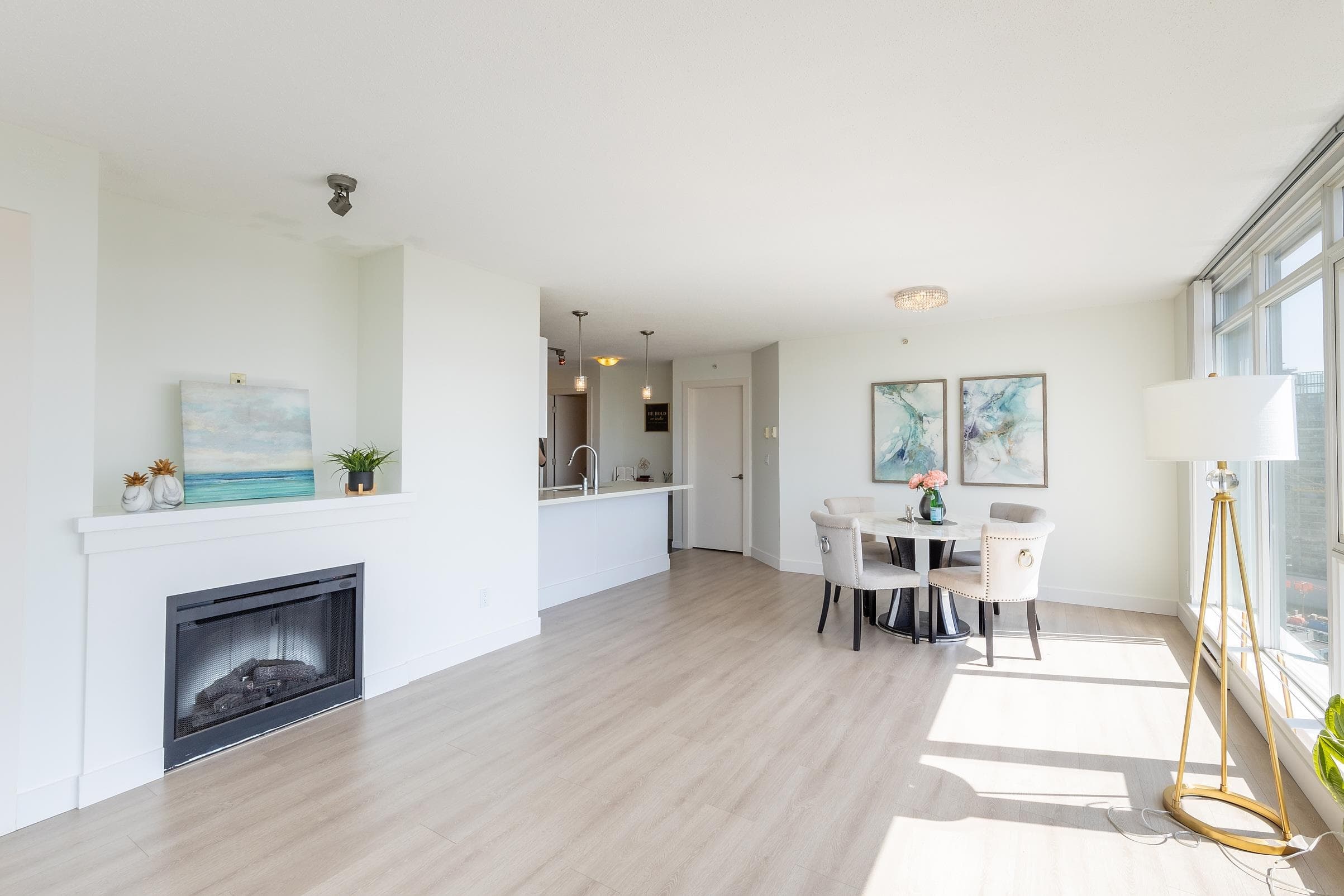 2308 - 2133 Douglas Road, Burnaby, V5C 0E9 — photo 2