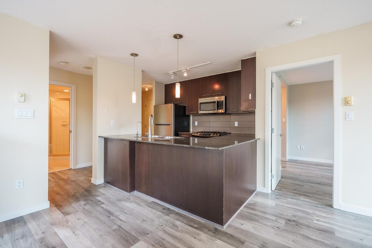 505 - 2979 Glen Drive, Coquitlam, V3B 0B2 — photo 3