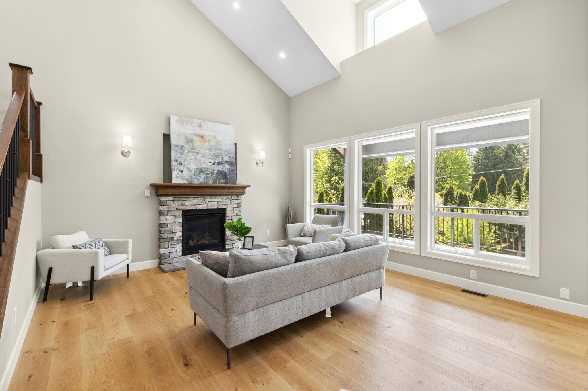 3312 Mctavish Court, Coquitlam, V3E 2Z7 — photo 2