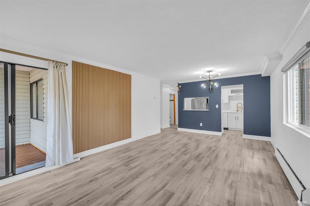 102 - 1555 Fir Street, White Rock, V4B 4B6 — photo 2