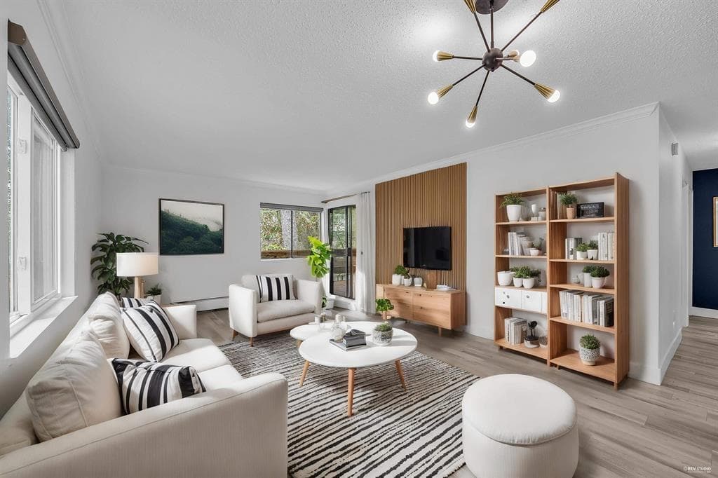 102 - 1555 Fir Street, White Rock, V4B 4B6 — photo 1
