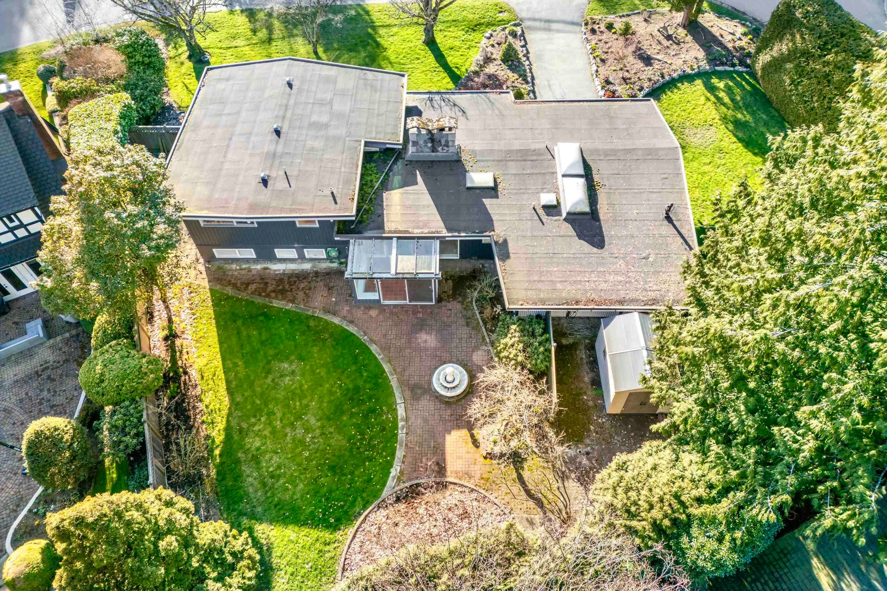 429 Newlands Road, West Vancouver, V7T 1W2 — photo 3