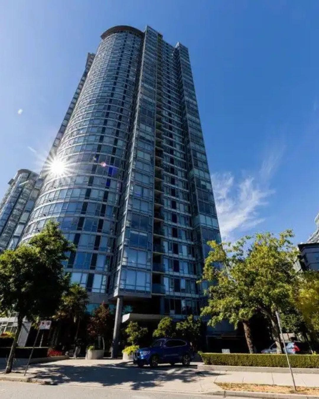 1101 - 1033 Marinaside Crescent, Vancouver, V6Z 3A3 — photo 1