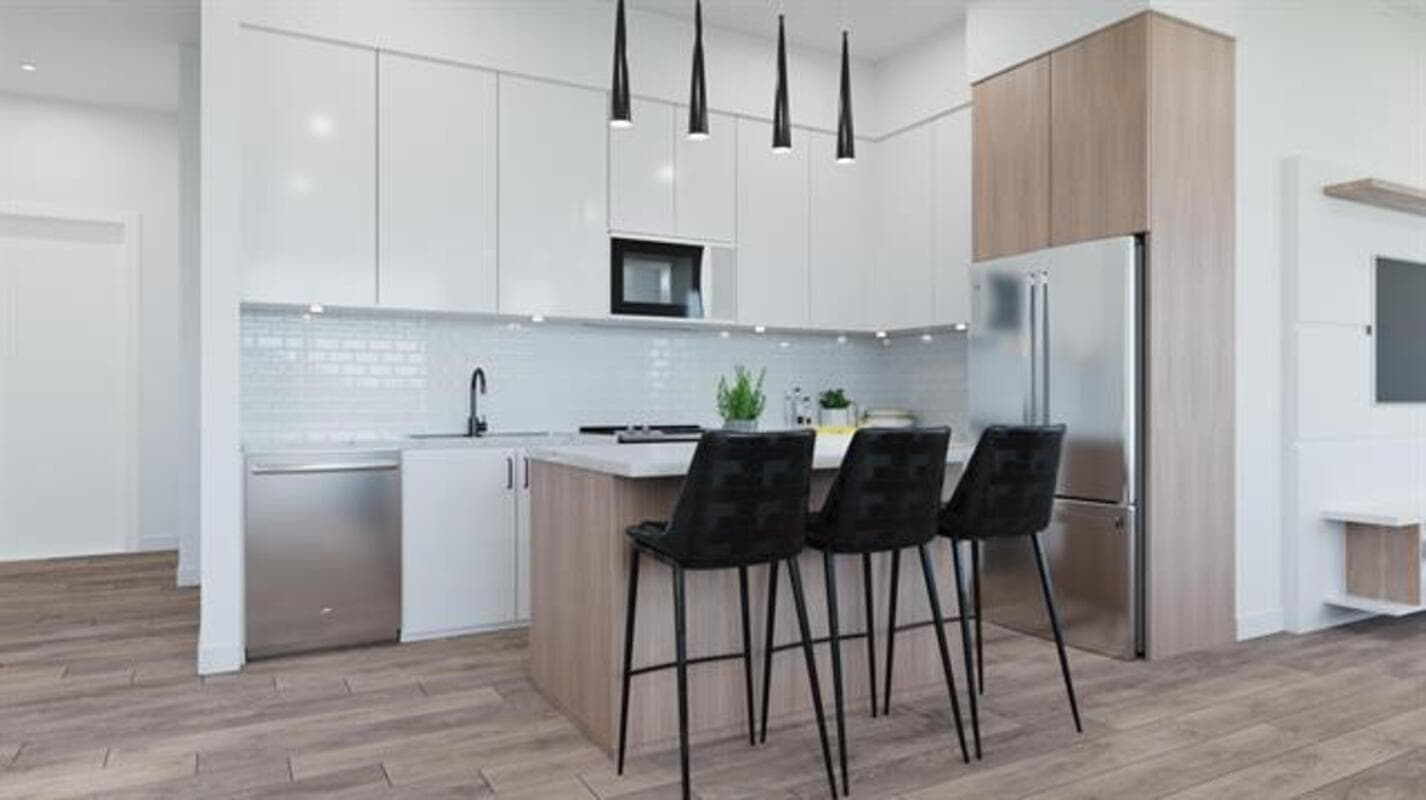 410 - 163 175a Street, Surrey, V0V 0V0 — photo 1