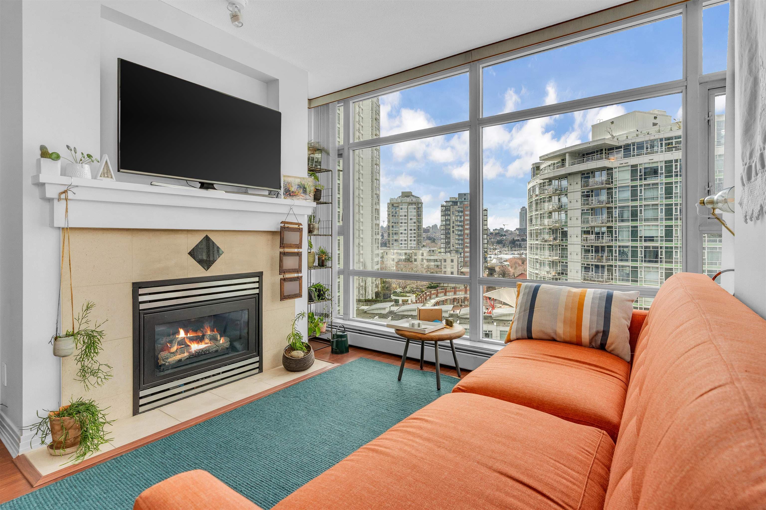 1101 - 198 Aquarius Mews, Vancouver, V6Z 2Y4 — photo 4