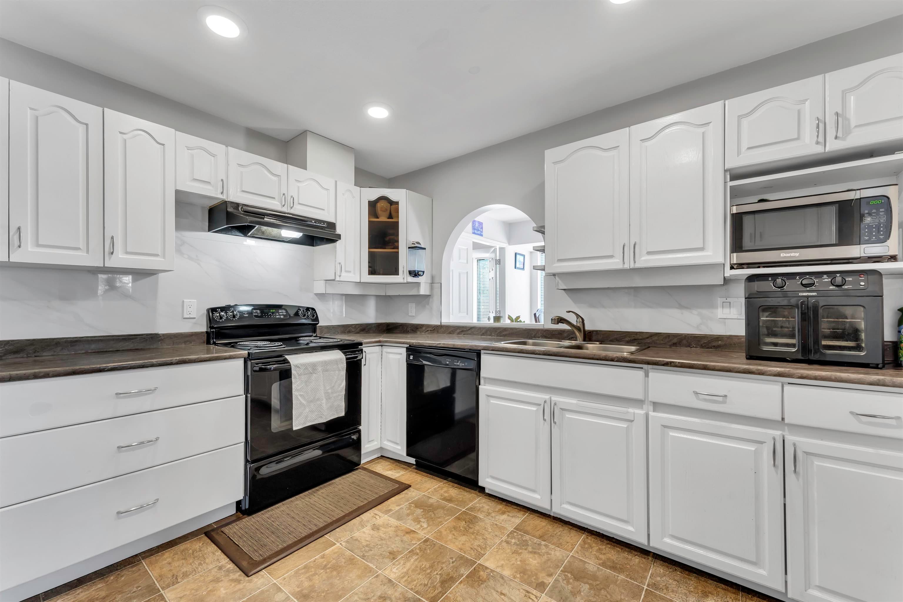 21 - 12172 72 Avenue, Surrey, V3W 2L9 — photo 4
