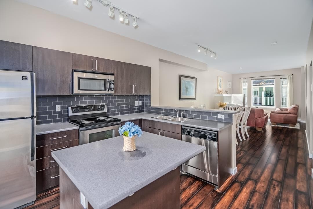 37 - 6575 192 Street, Surrey, V4N 5T8 — photo 5