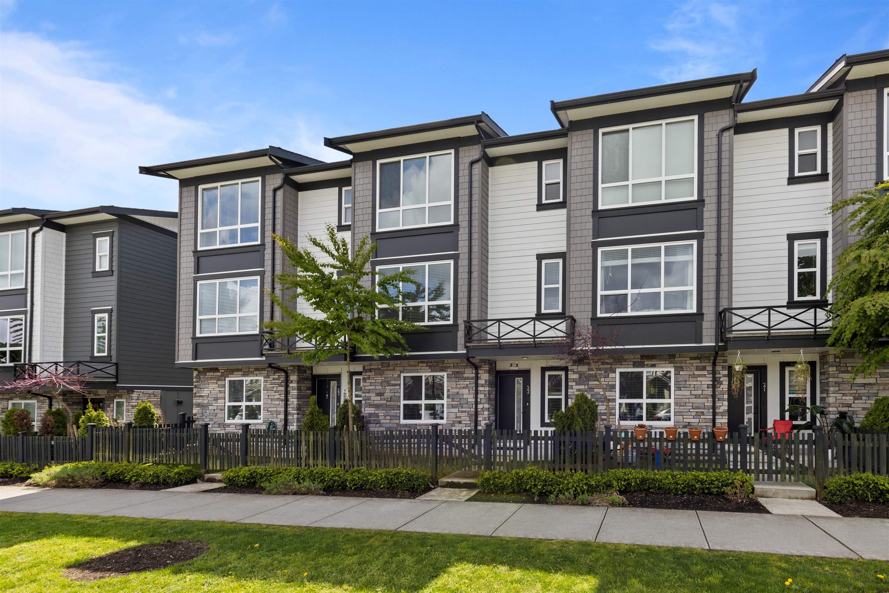 22 - 19255 Aloha Drive, Surrey, V4N 6T8 — photo 2