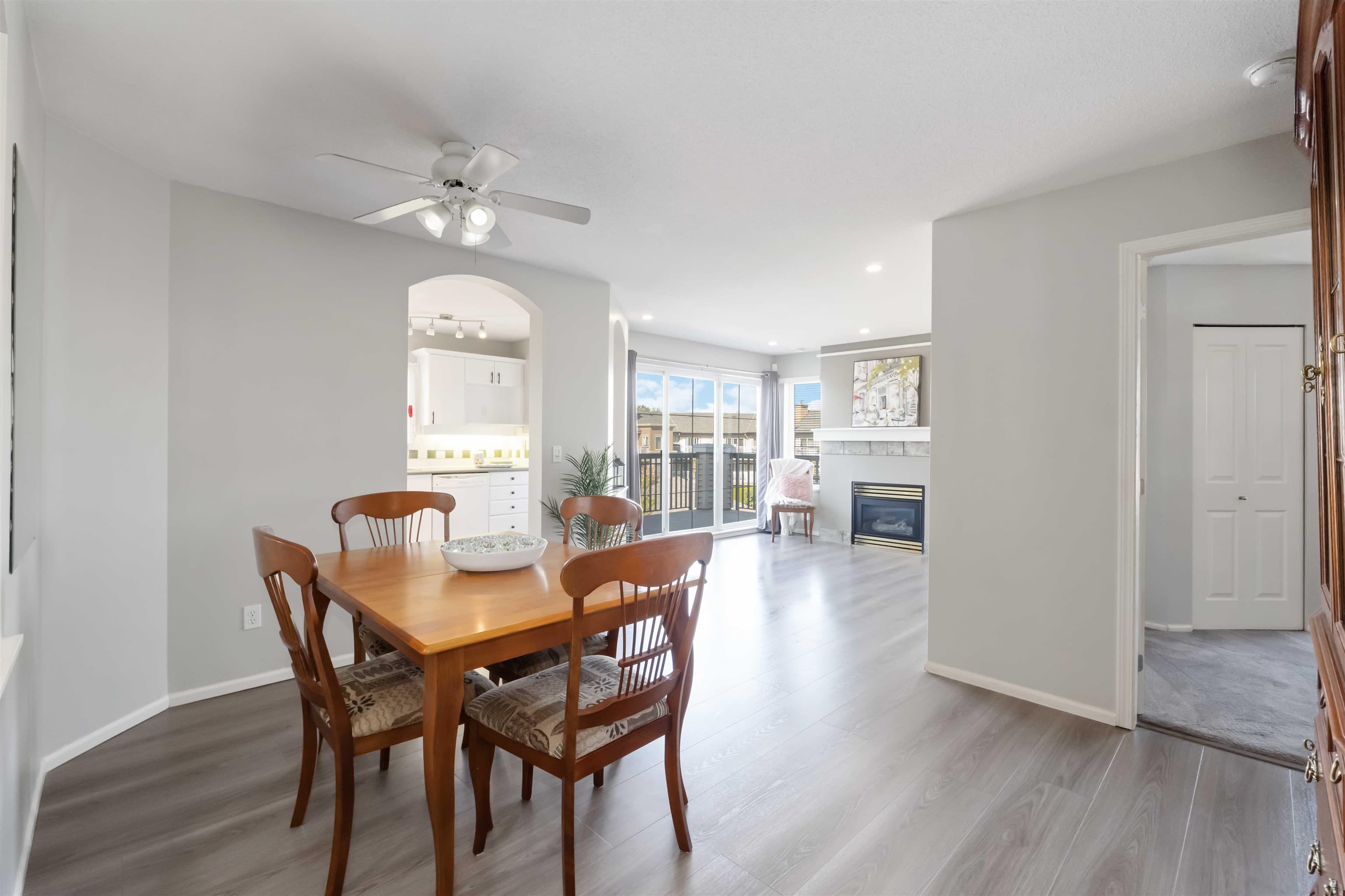 305 - 6336 197 Street, Langley, V2Y 2T7 — photo 3