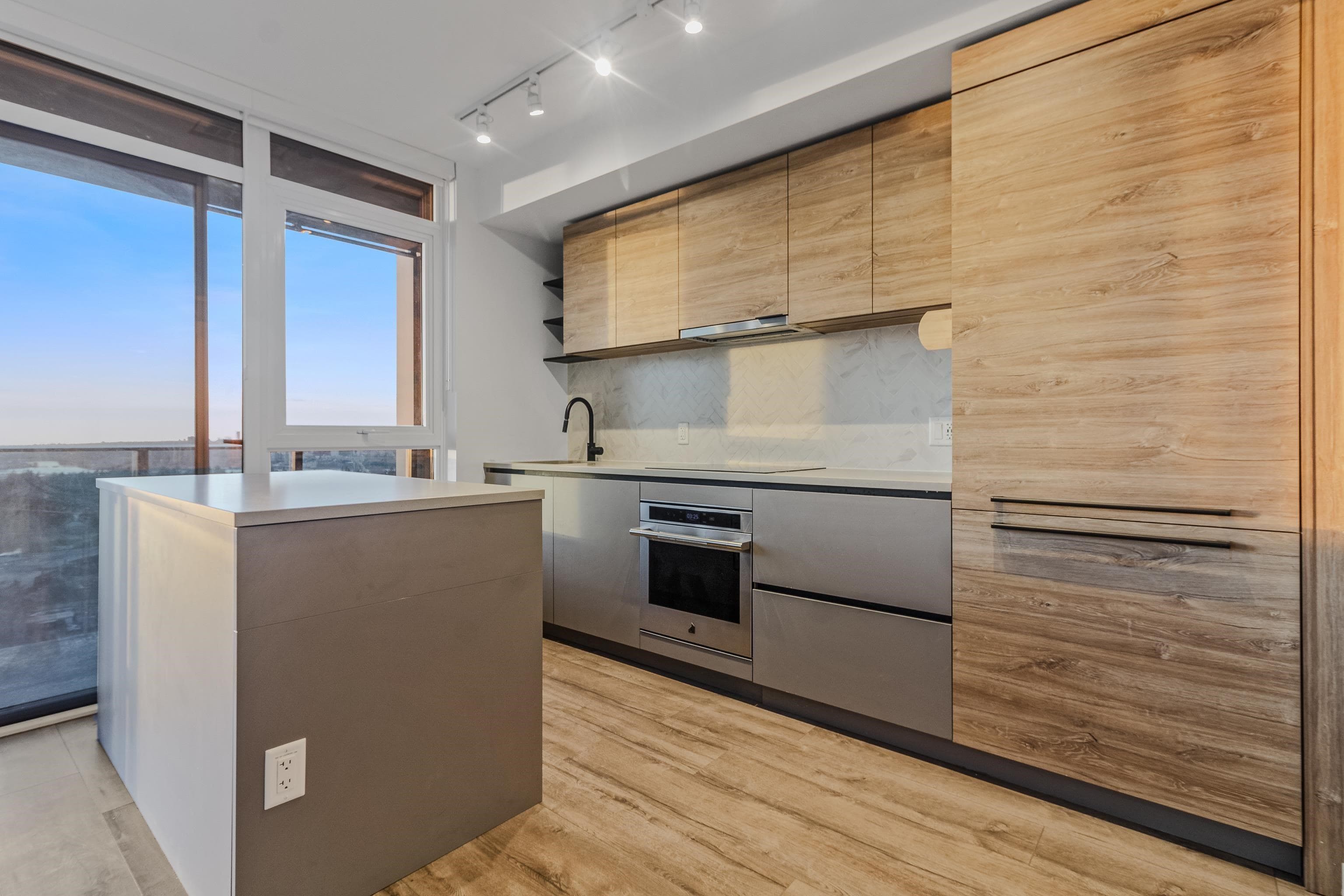 3310 - 10448 University Drive, Surrey, V3T 0S7 — photo 5