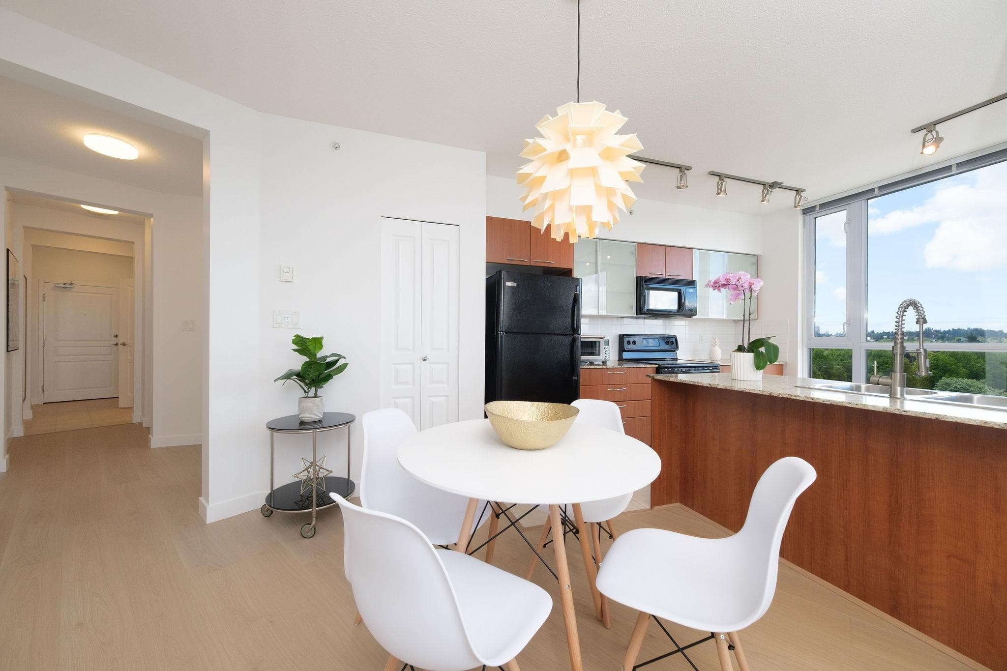 804 - 4028 Knight Street, Vancouver, V5N 5Y8 — photo 3