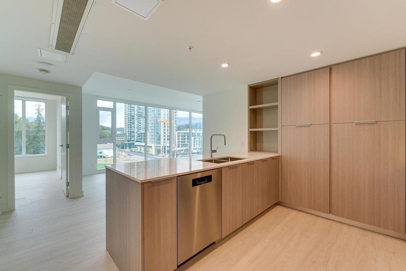 601 - 1471 Hunter Street, North Vancouver, V7J 1H3 — photo 5