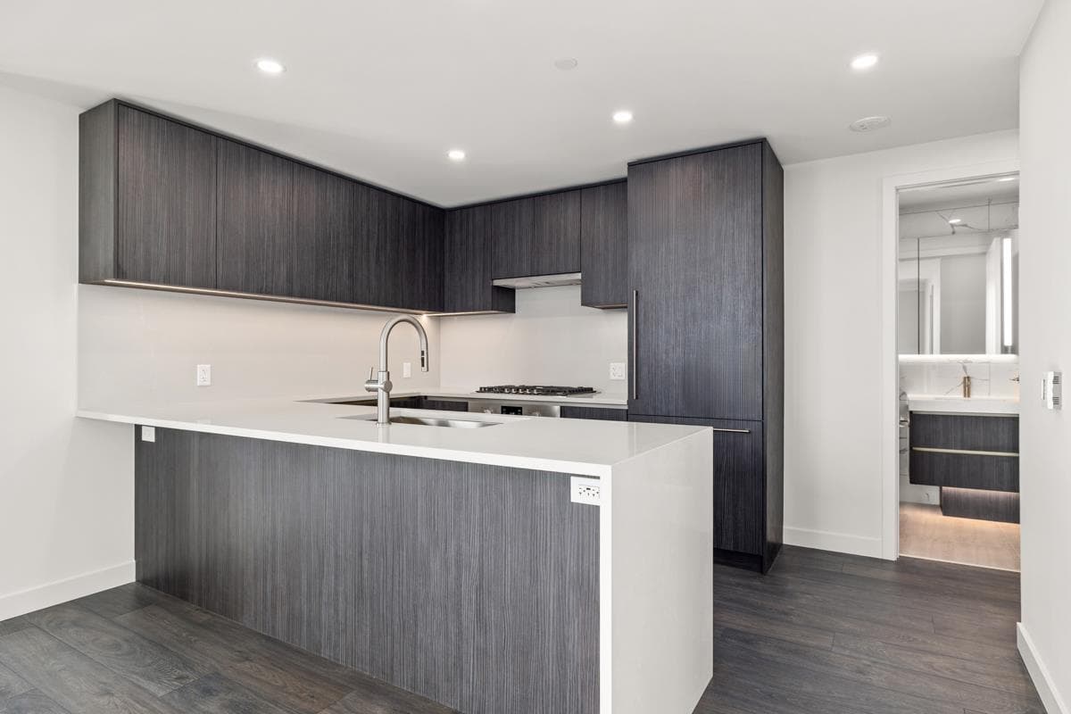 2004 - 5987 Wilson Avenue, Burnaby, V5H 2R3 — photo 3