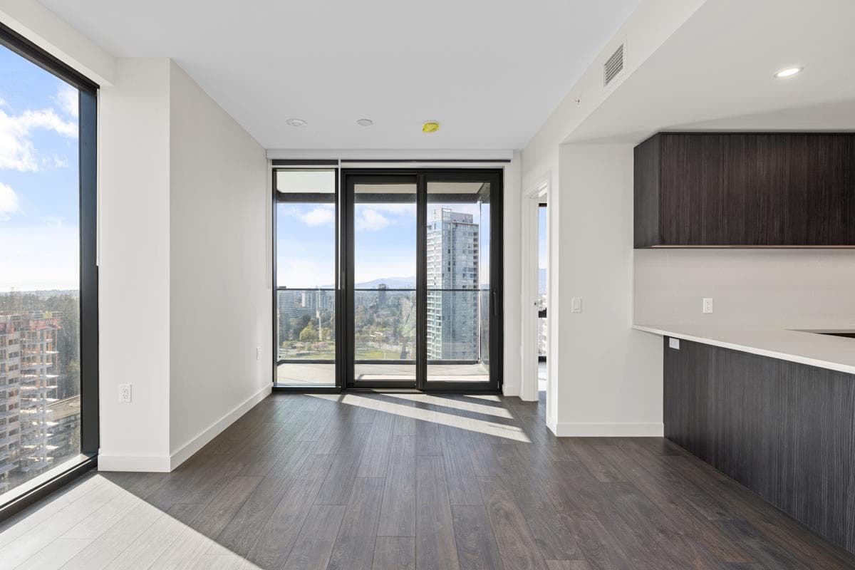2004 - 5987 Wilson Avenue, Burnaby, V5H 2R3 — photo 5