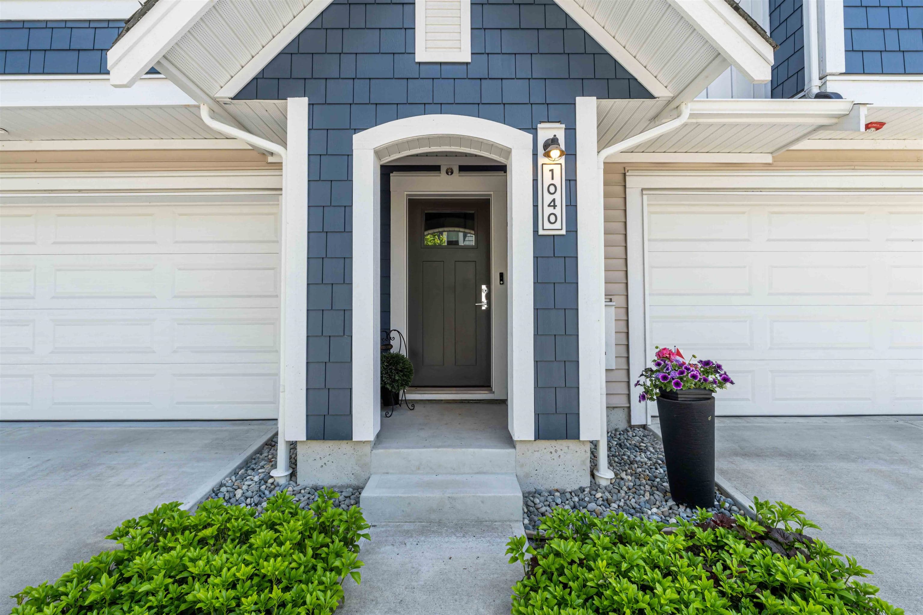1040 - 11280 Pazarena Place, Maple Ridge, V2X 4K9 — photo 2