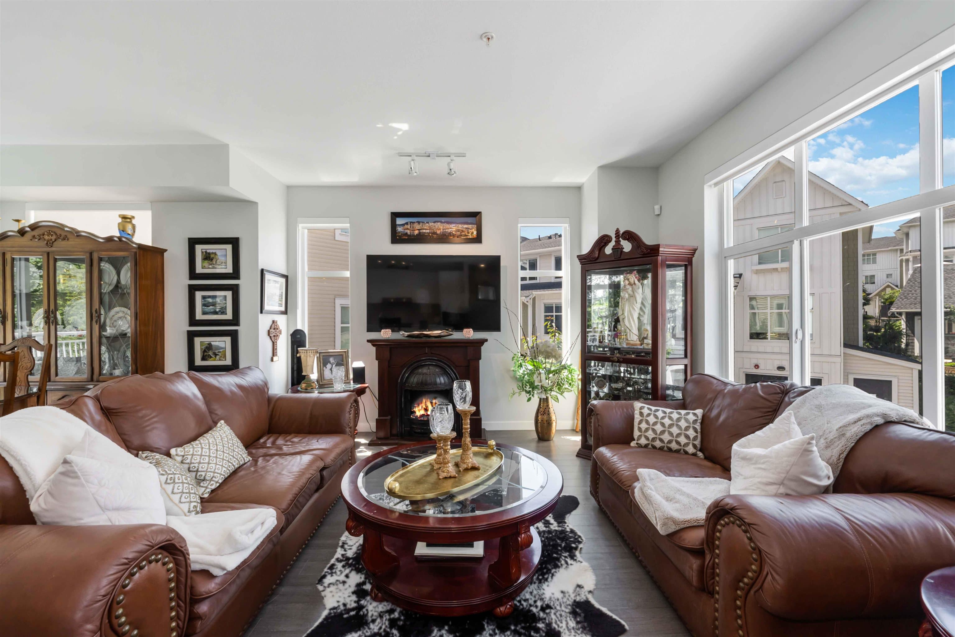 1040 - 11280 Pazarena Place, Maple Ridge, V2X 4K9 — photo 5