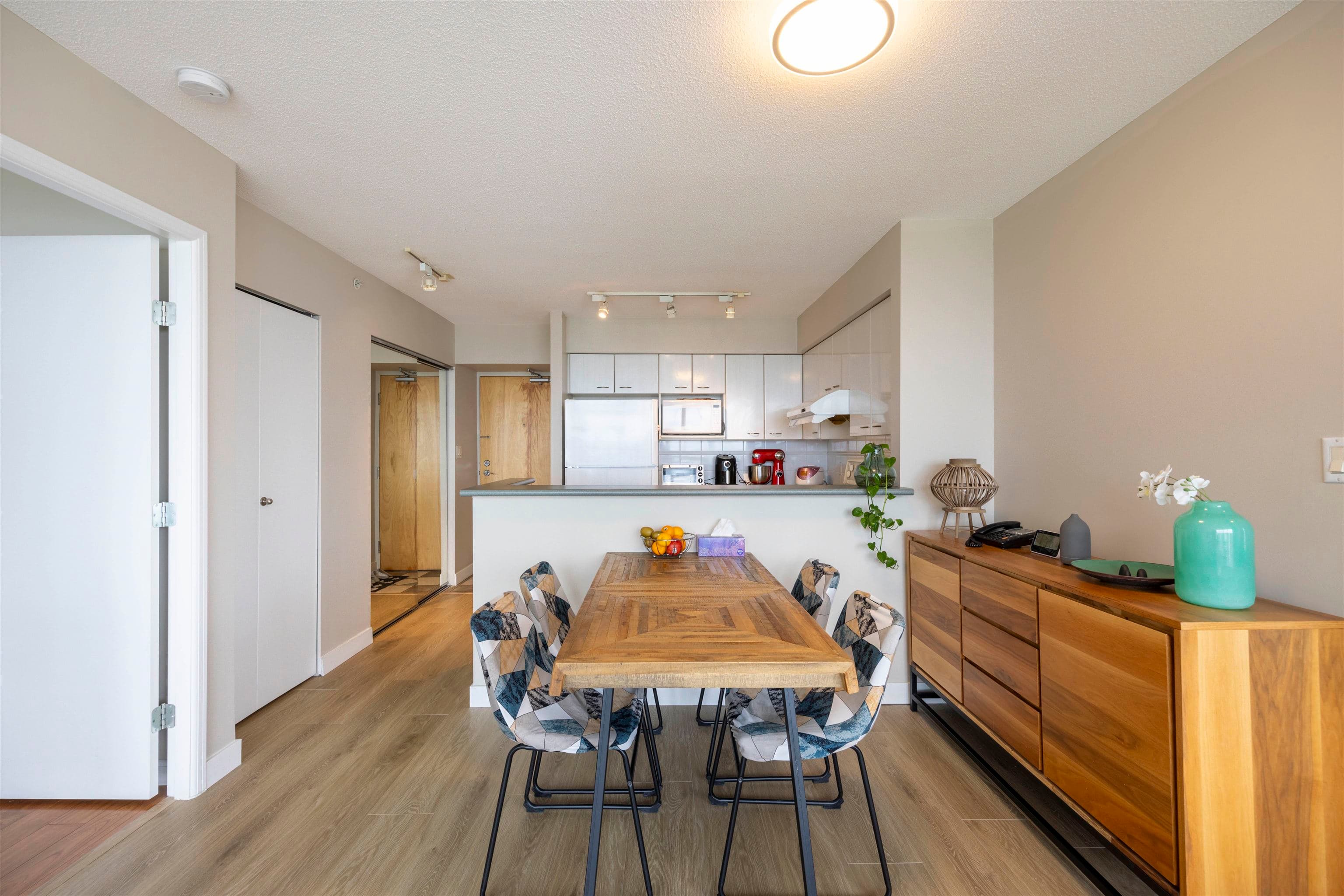 2905 - 6088 Willingdon Avenue, Burnaby, V5H 4V2 — photo 3