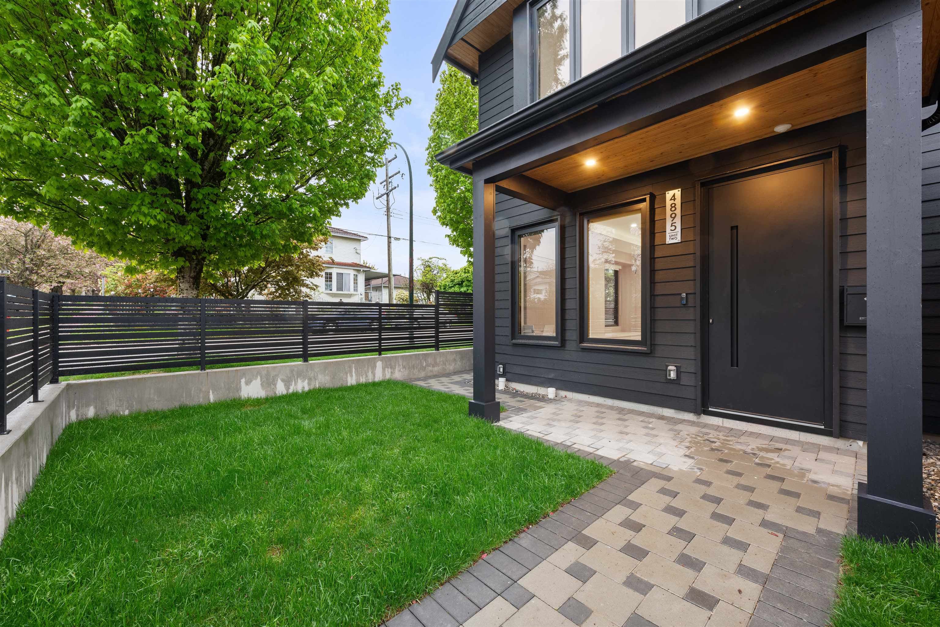 1 - 4895 Moss Street, Vancouver, V5R 3T3 — photo 3