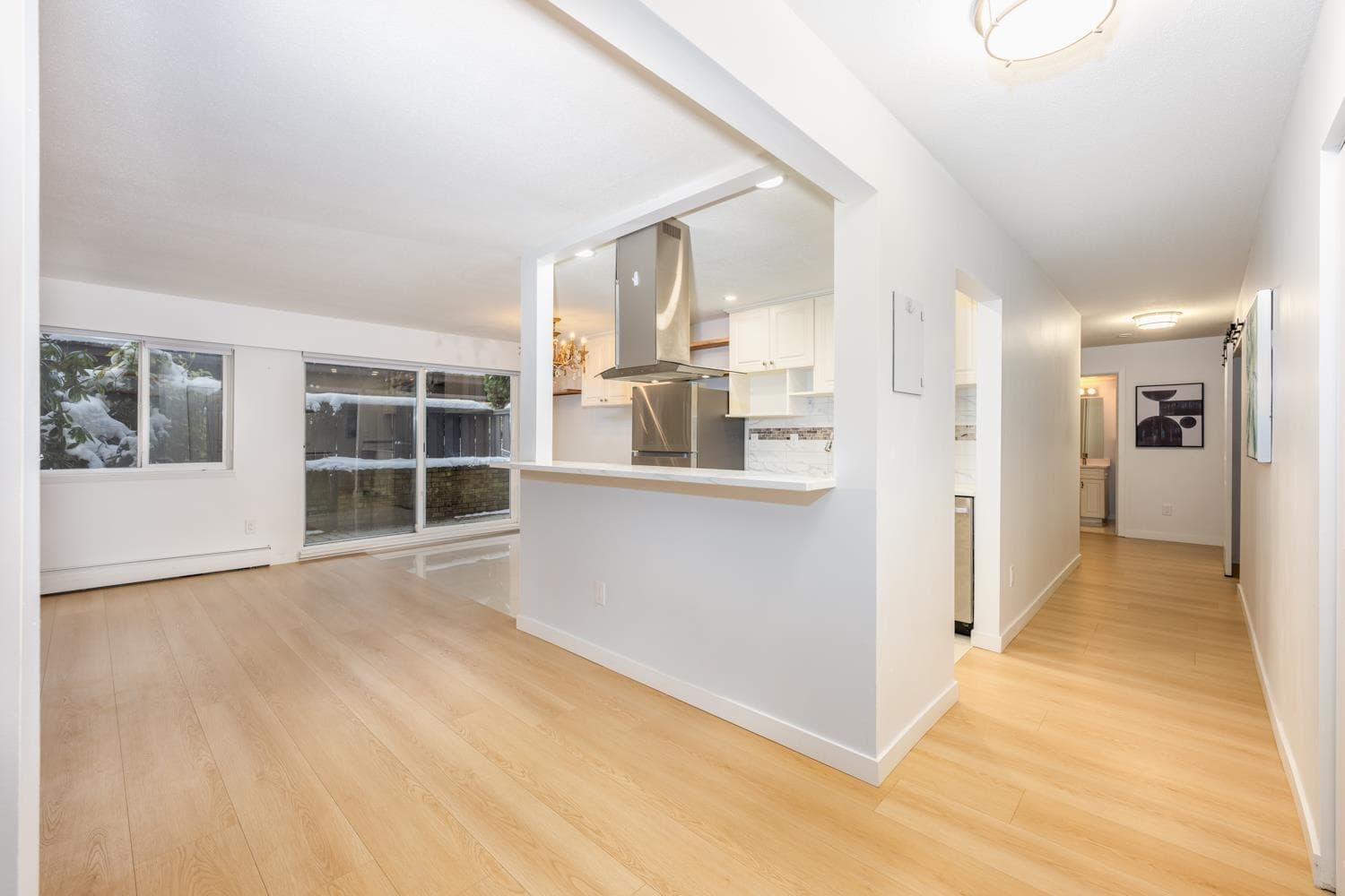 609 - 555 W 28th Street, North Vancouver, V7N 2J7 — photo 4