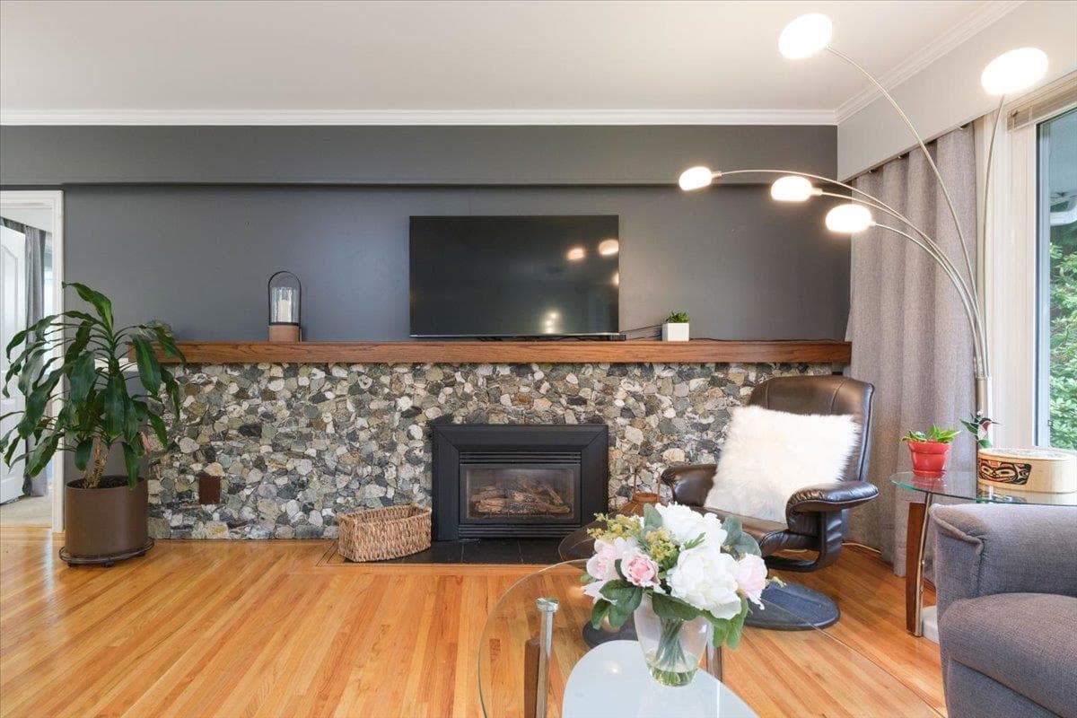 2235 Whitman Avenue, North Vancouver, V7H 2C6 — photo 3