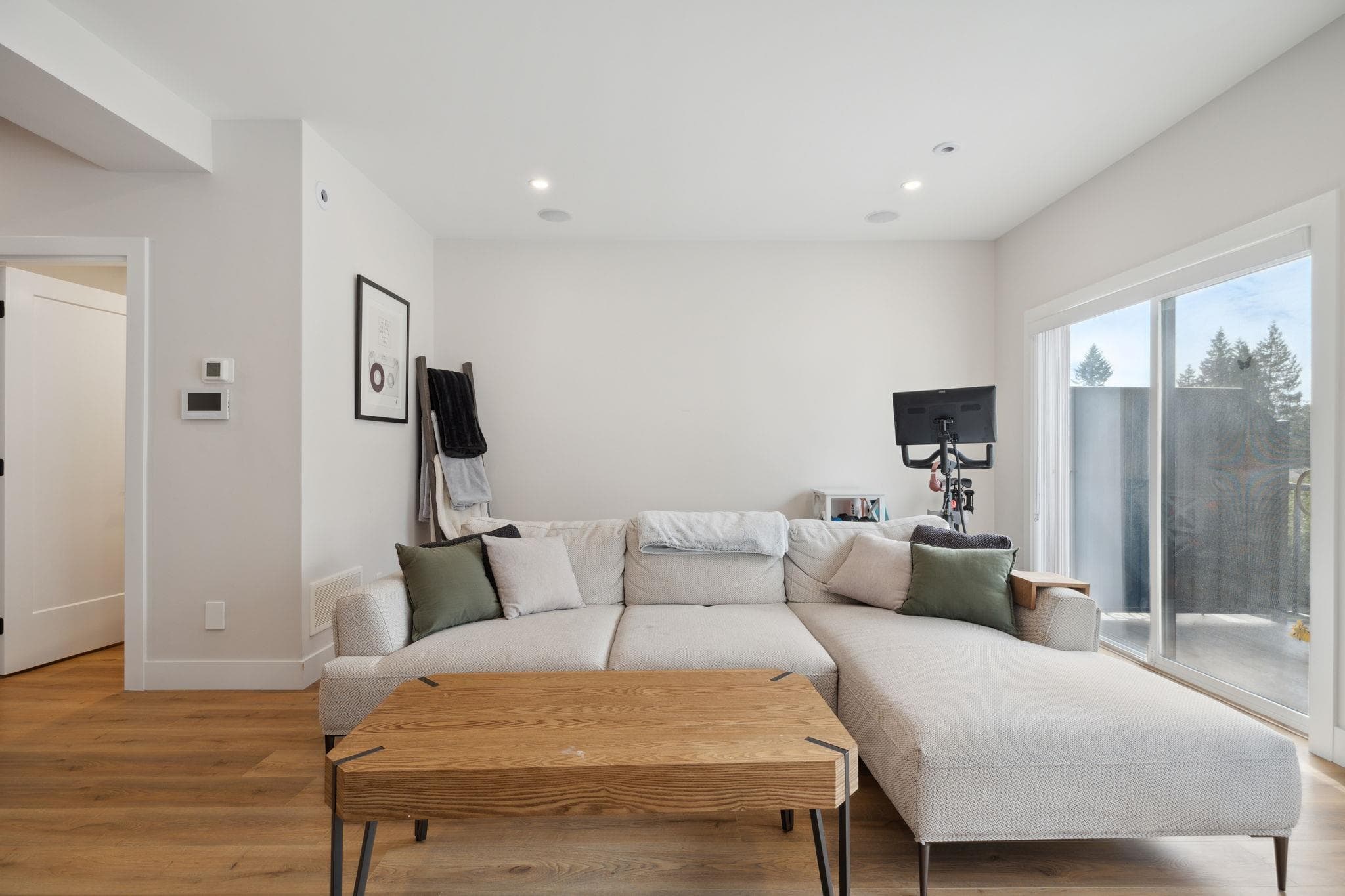 117 - 3409 Harper Road, Coquitlam, V3E 3H1 — photo 5