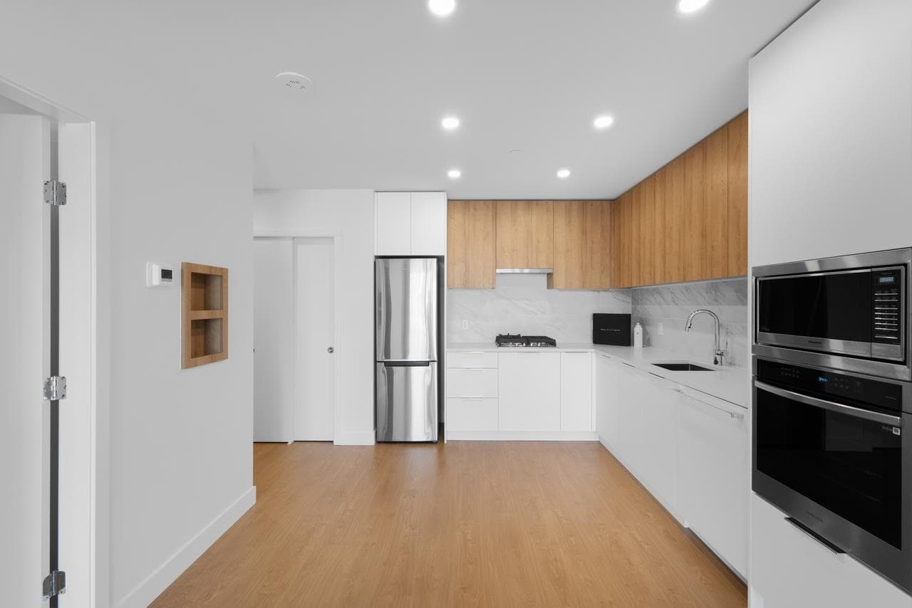 301 - 13387 Old Yale Road, Surrey, V3T 5A2 — photo 3
