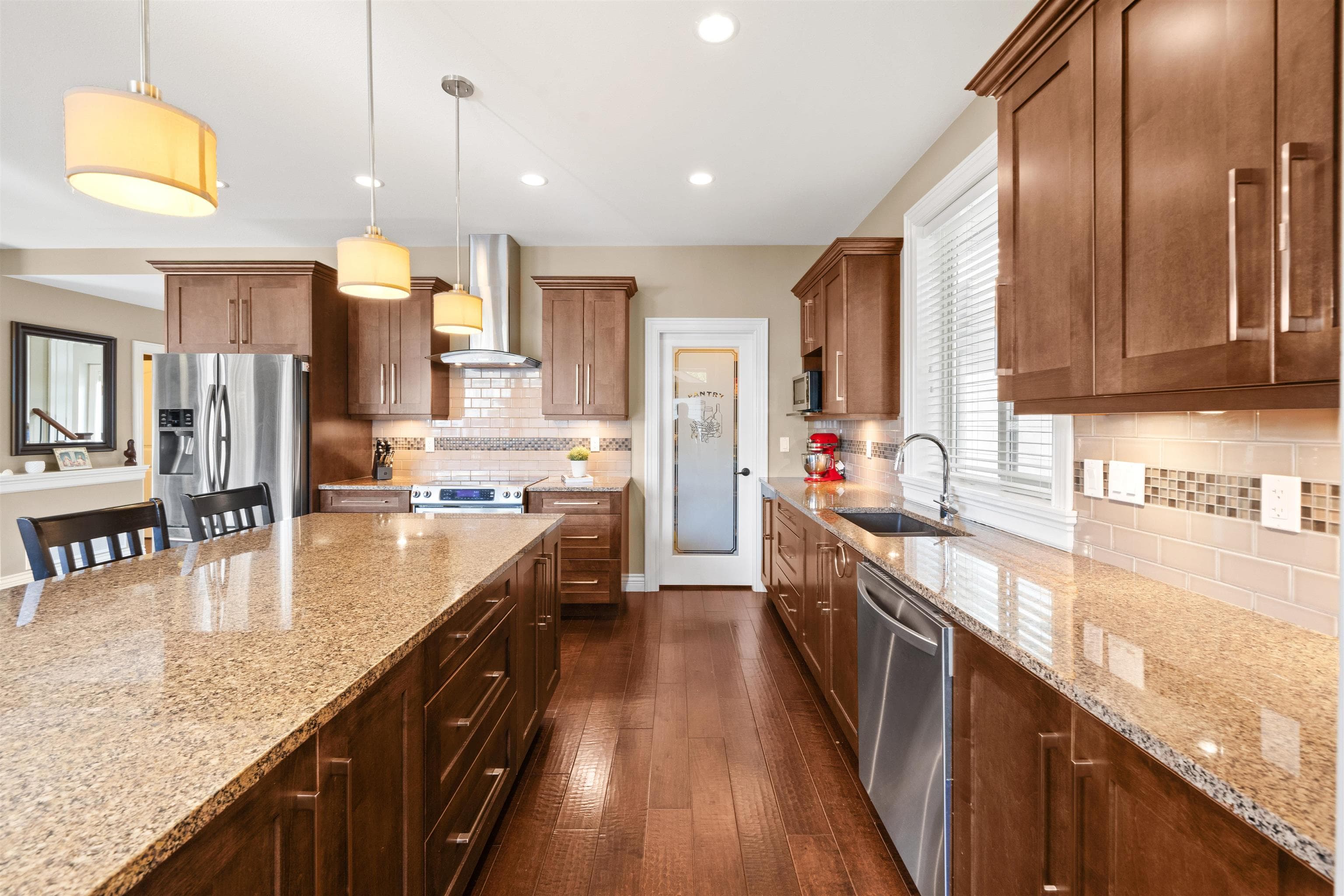 1215 Burkemont Place, Coquitlam, V3B 0C8 — photo 5