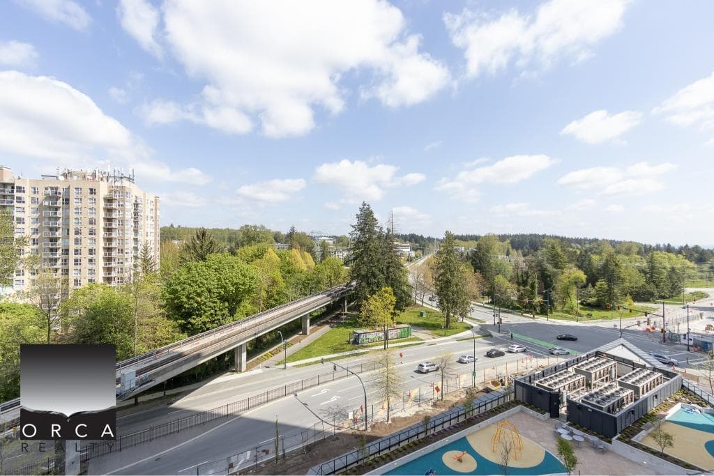 810 - 13725 George Junction, Surrey, V3T 0V7 — photo 5