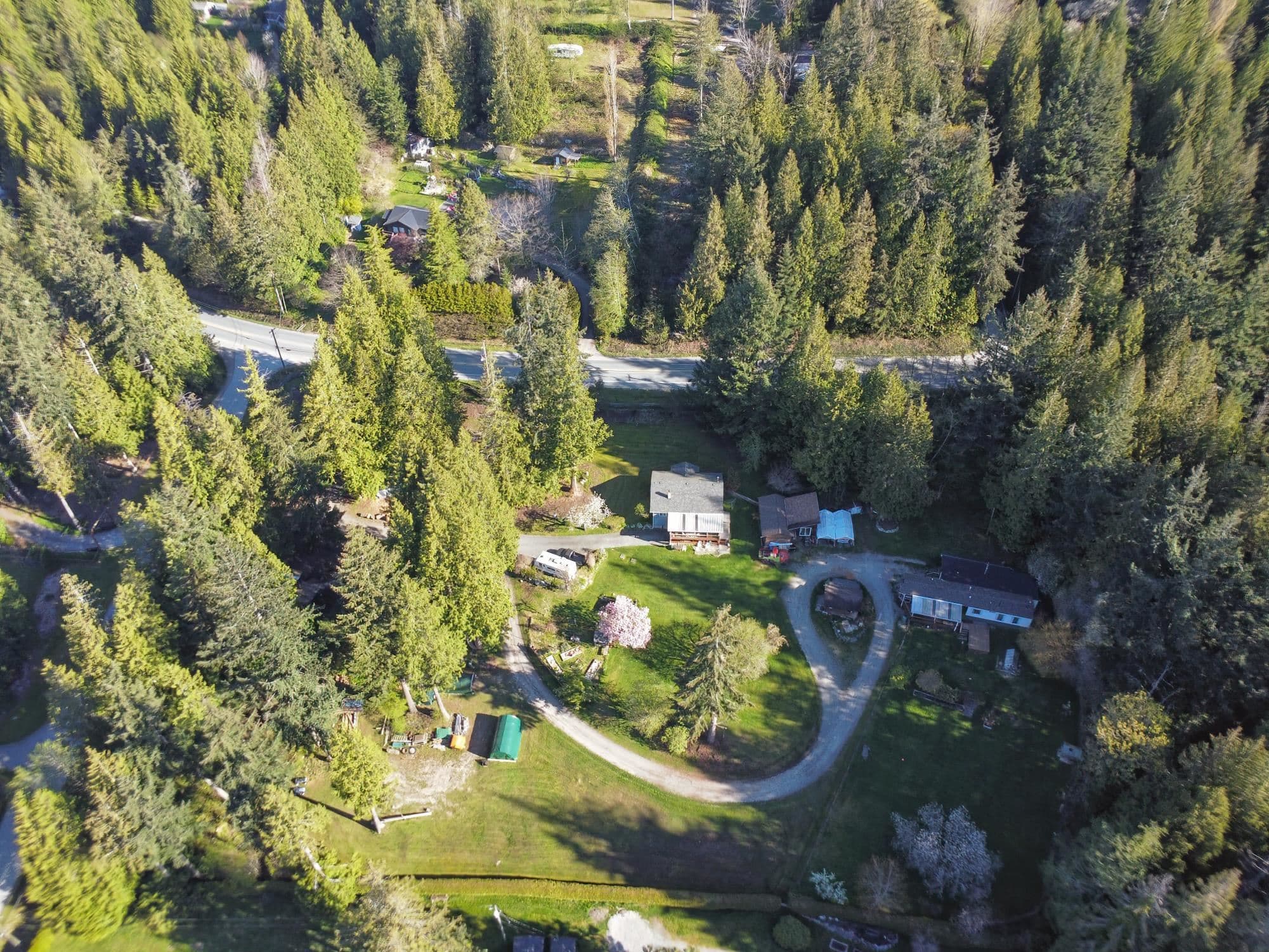 1106 A & B Gladwin Trail Road, Roberts Creek, V0N 2W4 — photo 2