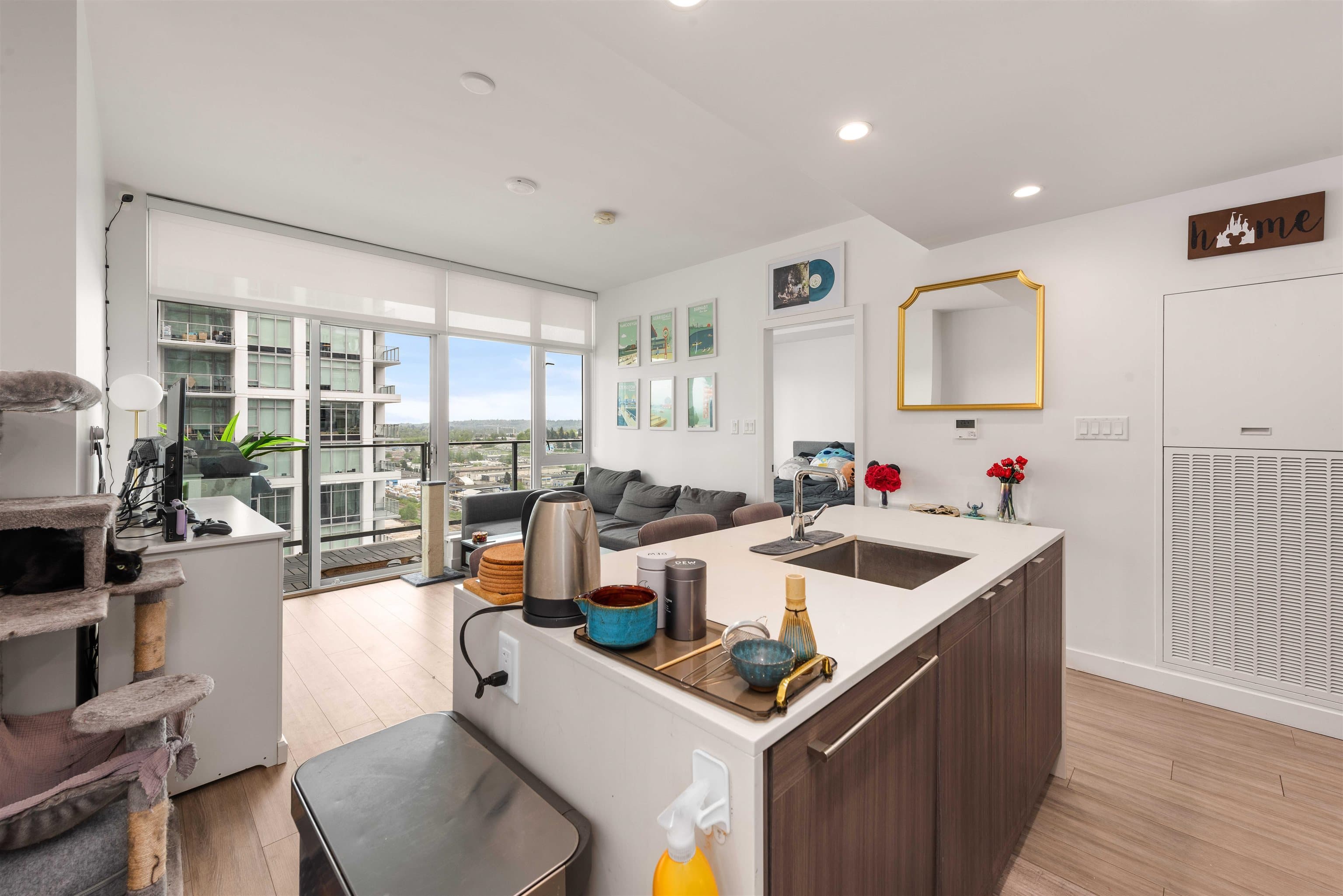 2104 - 2311 Beta Avenue, Burnaby, V5C 0M1 — photo 5