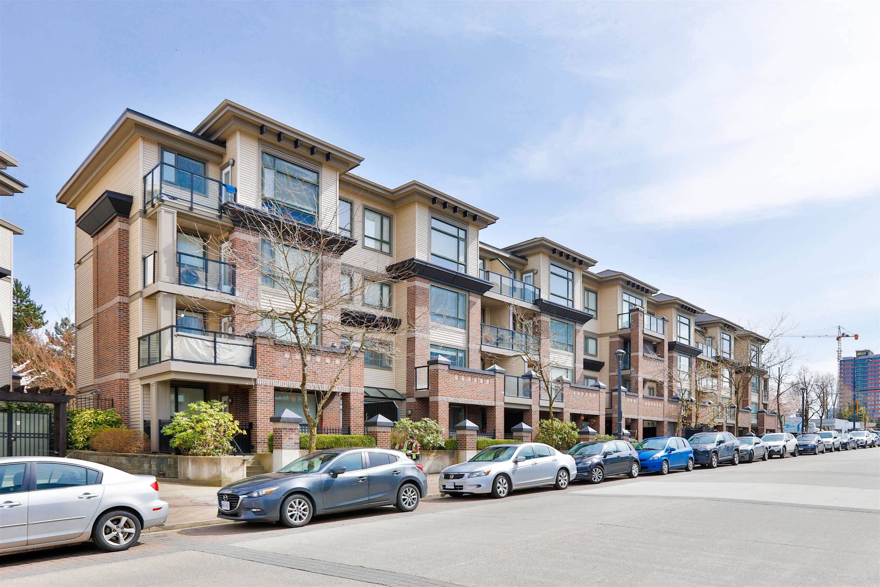 328 - 10838 City Parkway, Surrey