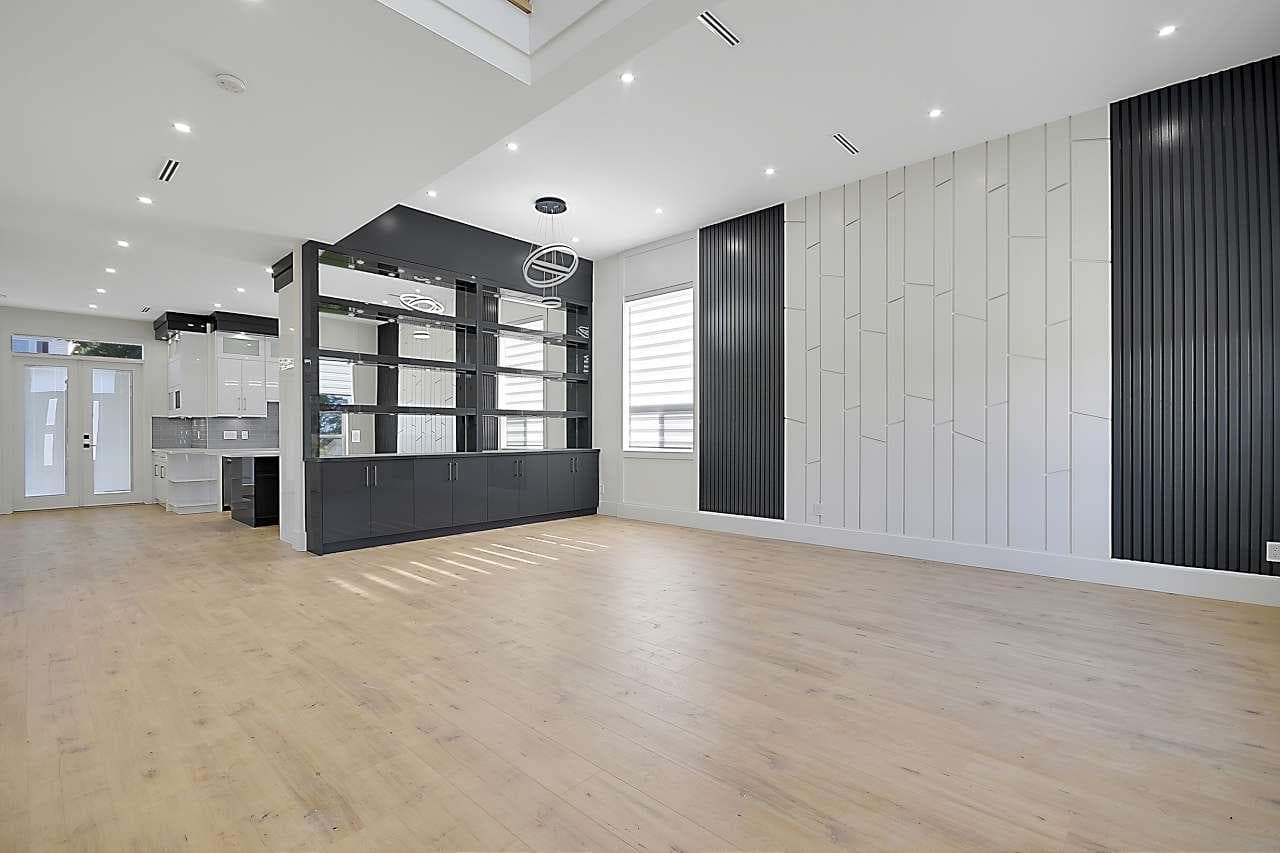 14096 113a Avenue, Surrey, V3V 1W7 — photo 2