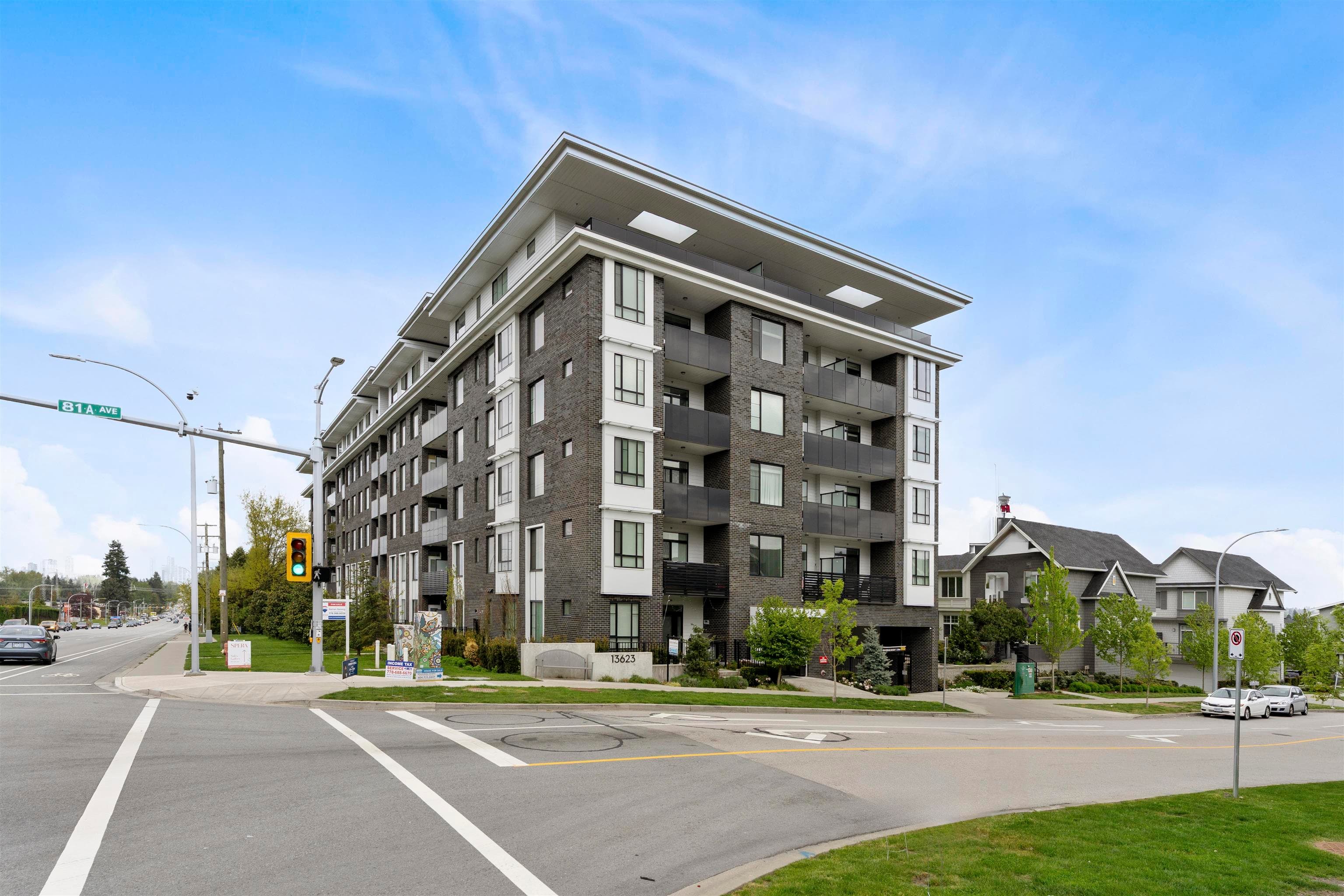 402 - 13623 81a Avenue, Surrey, V3W 3N7 — photo 1