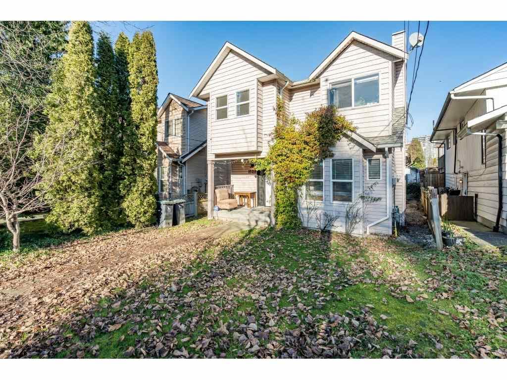 1528 Bond Street, North Vancouver, V7J 1E7 — photo 3