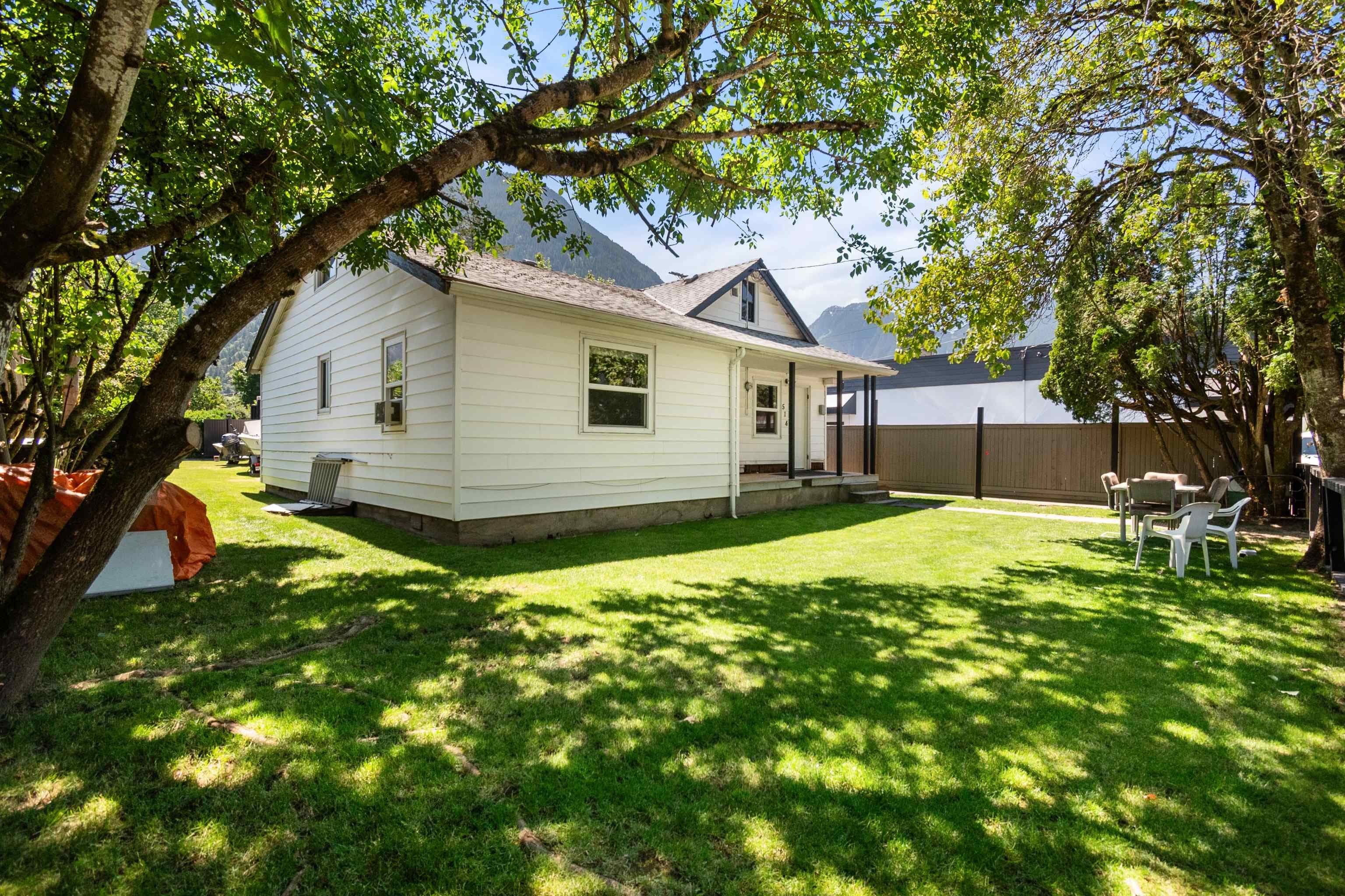 514 Commission Street, Hope