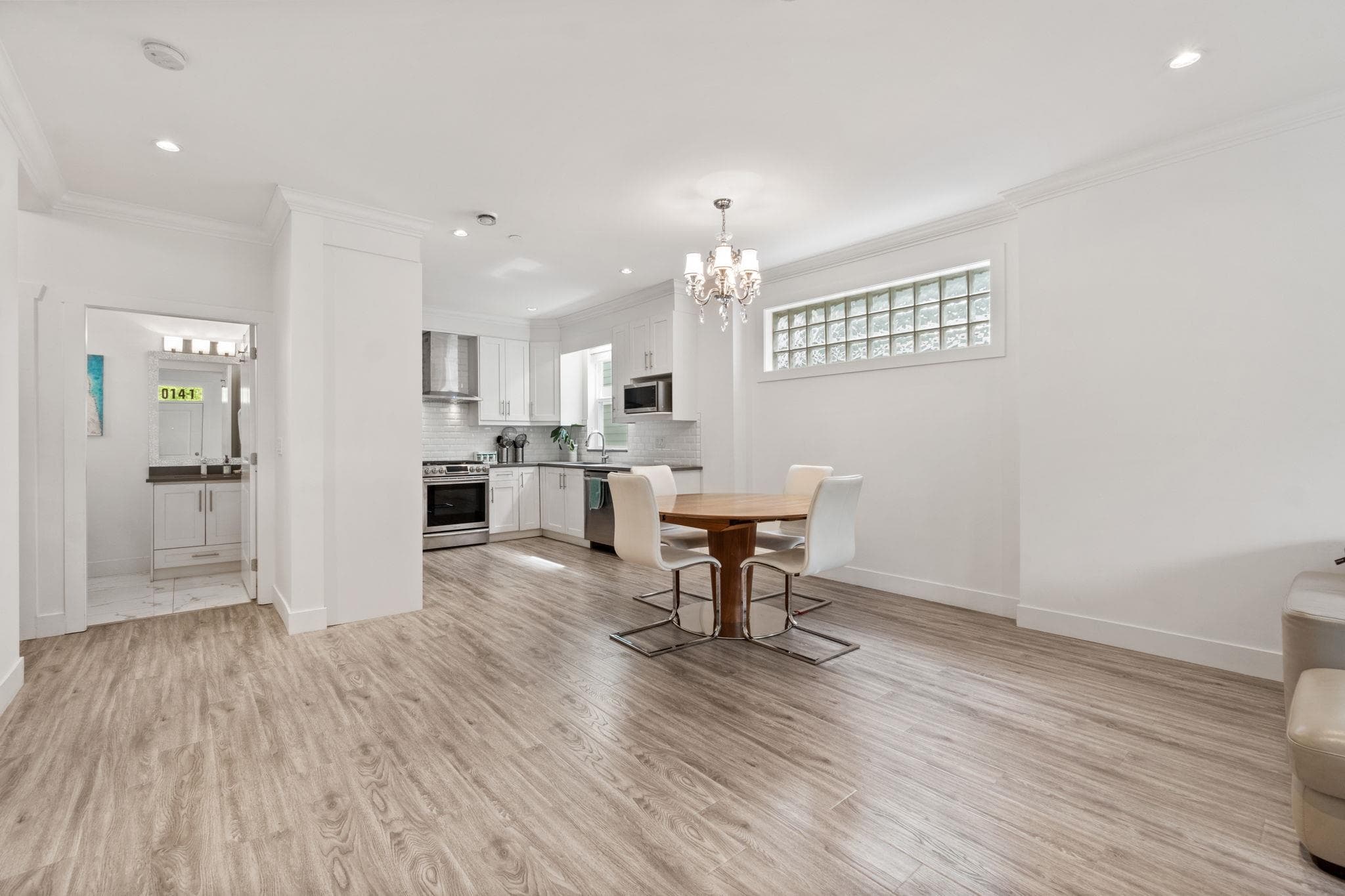 1 - 1014 Fourth Avenue, New Westminster, V3M 1T4 — photo 4