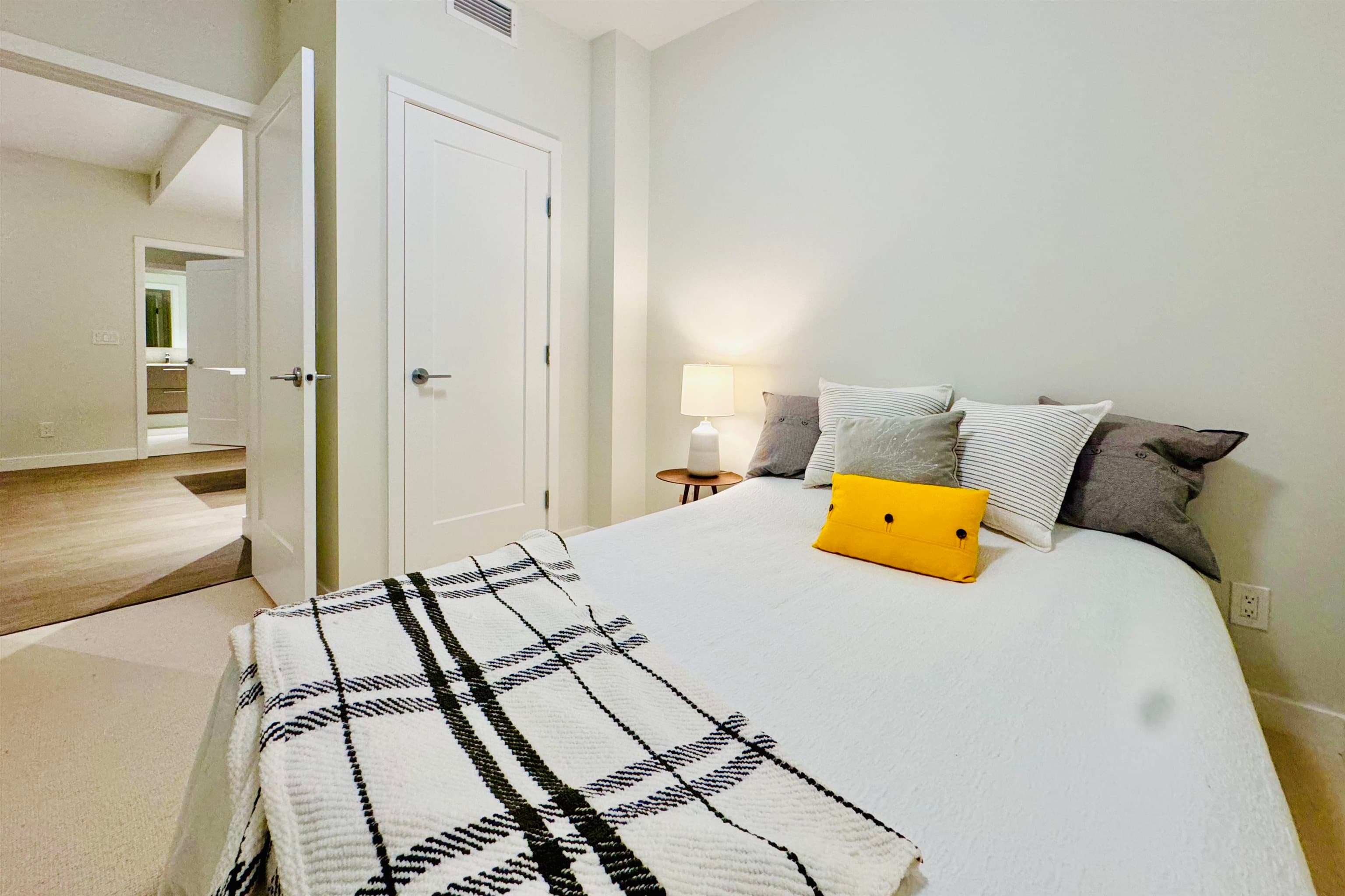 305 - 5608 Berton Avenue, Vancouver, V6S 0M6 — photo 4