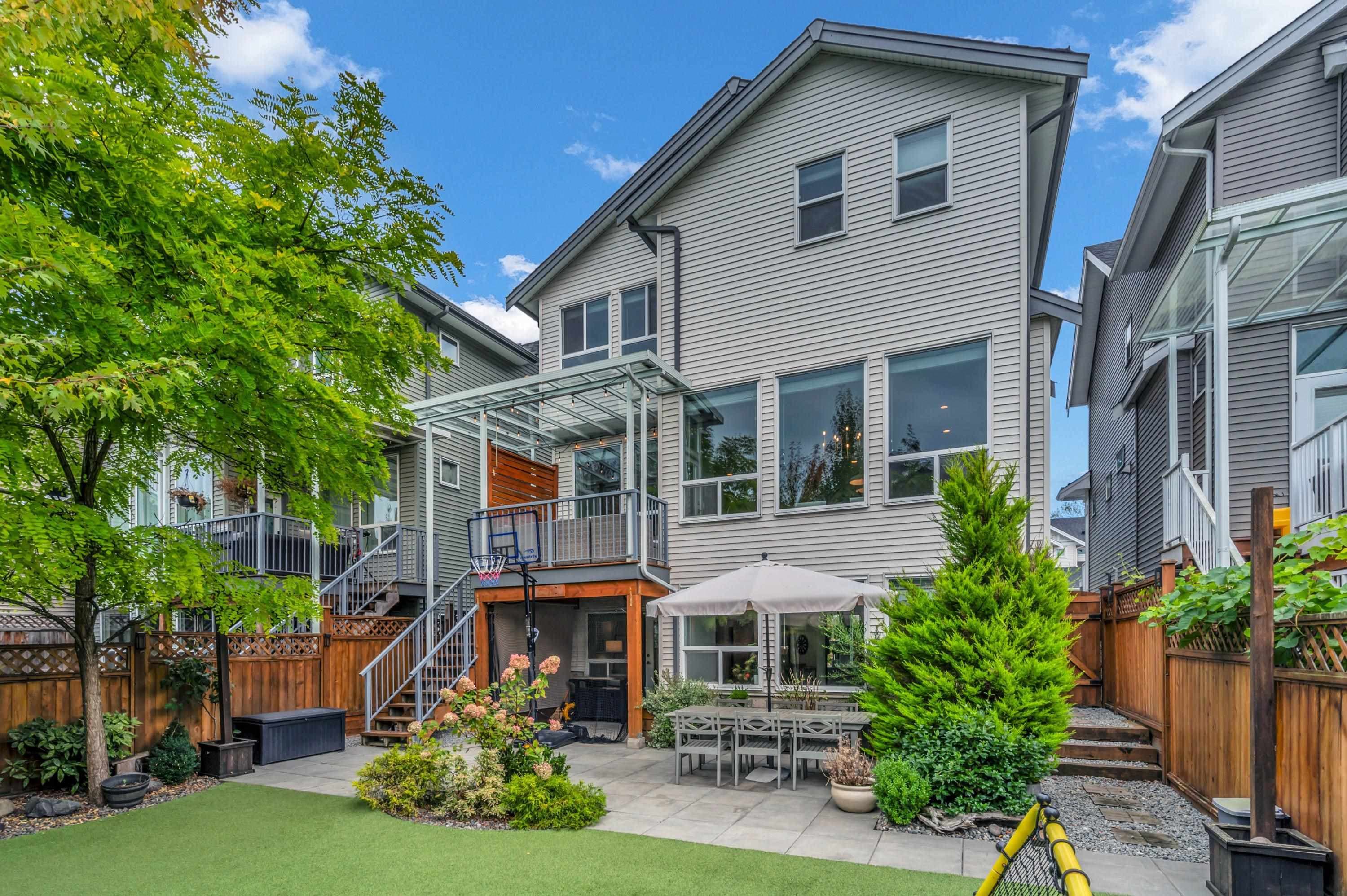 10293 Wynnyk Way, Maple Ridge