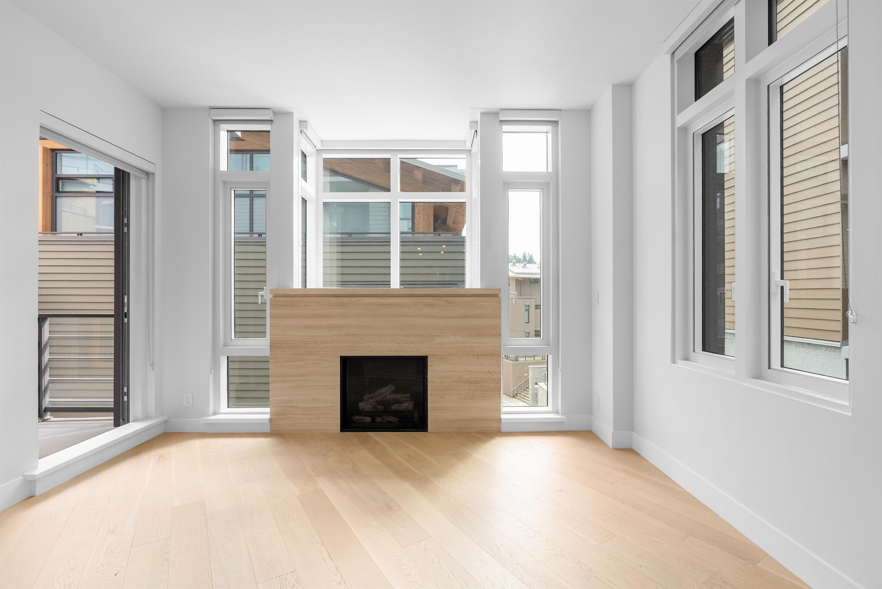 404 - 6699 Nelson Avenue, West Vancouver, V7W 2B2 — photo 4